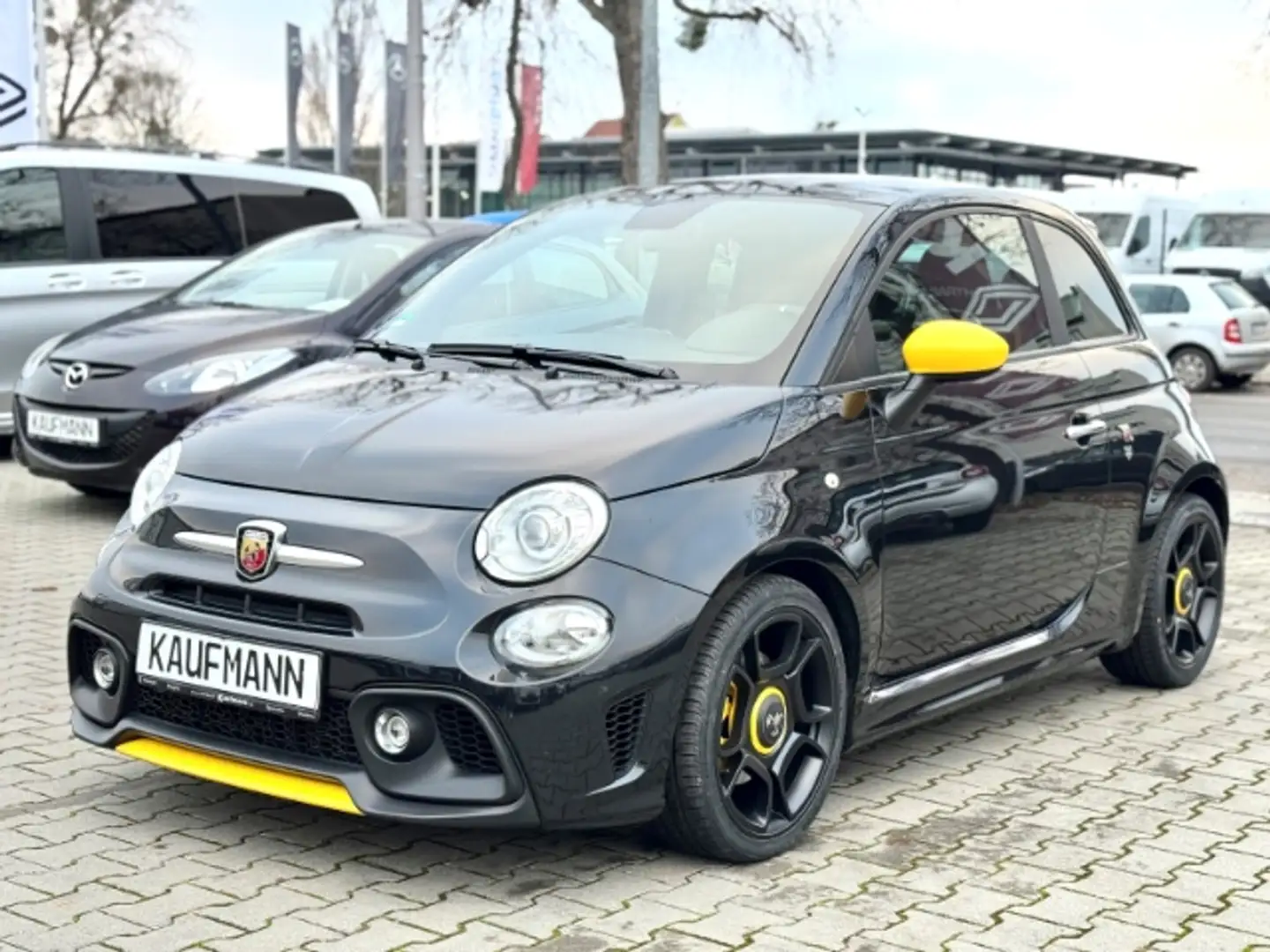 Abarth 595 Pista Abarth 1.Hand El. Panodach Navi Leder Sounds Schwarz - 2