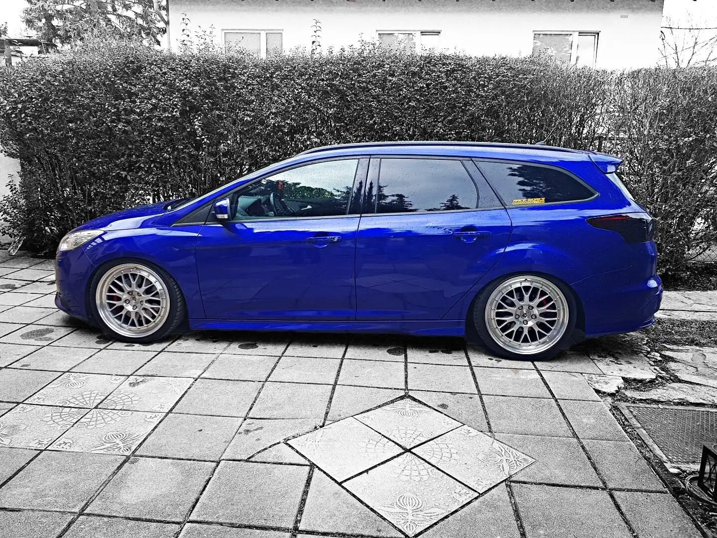 Ford Focus Turnier 2.0 EcoBoost ST mit Leder-Exclusiv-Paket Blau - 1
