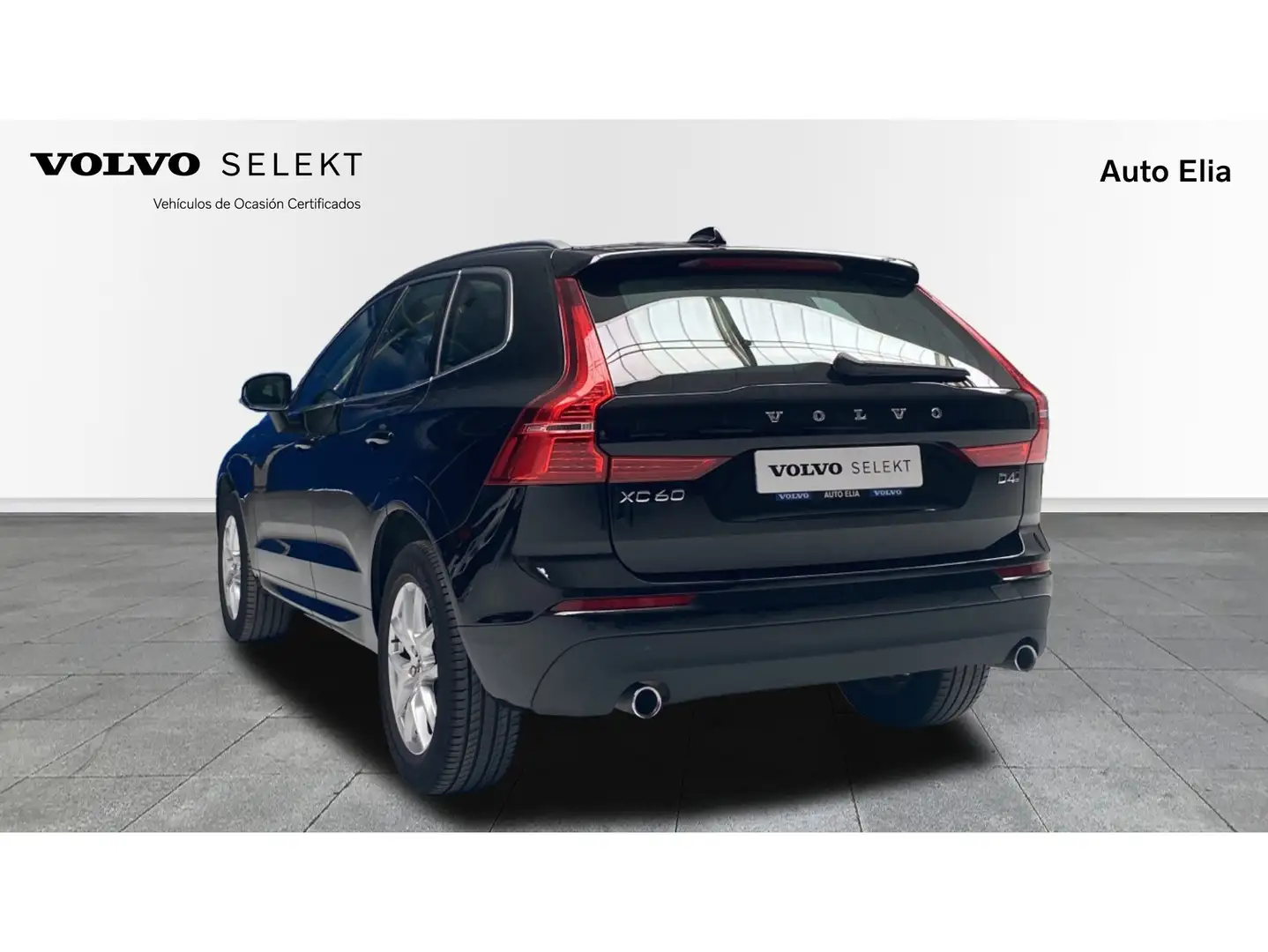 Volvo XC60 D4 Momentum AWD Aut. Negro - 2