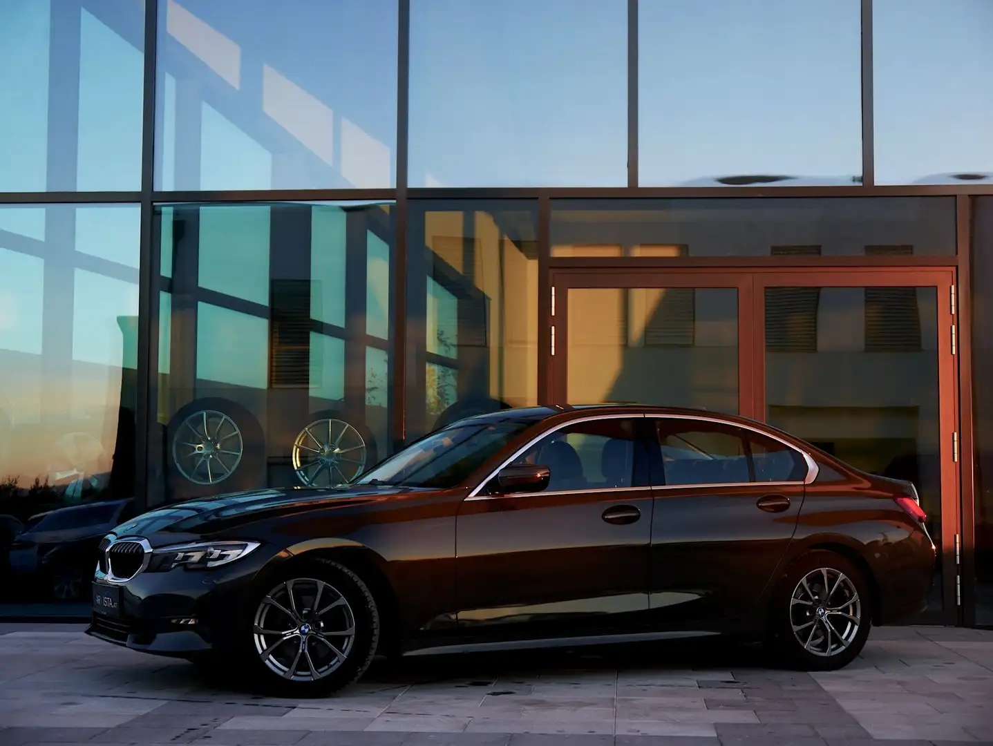 BMW 320 Sport Line Individual-Lack Dravitgrau – Sportsitz Argent - 1