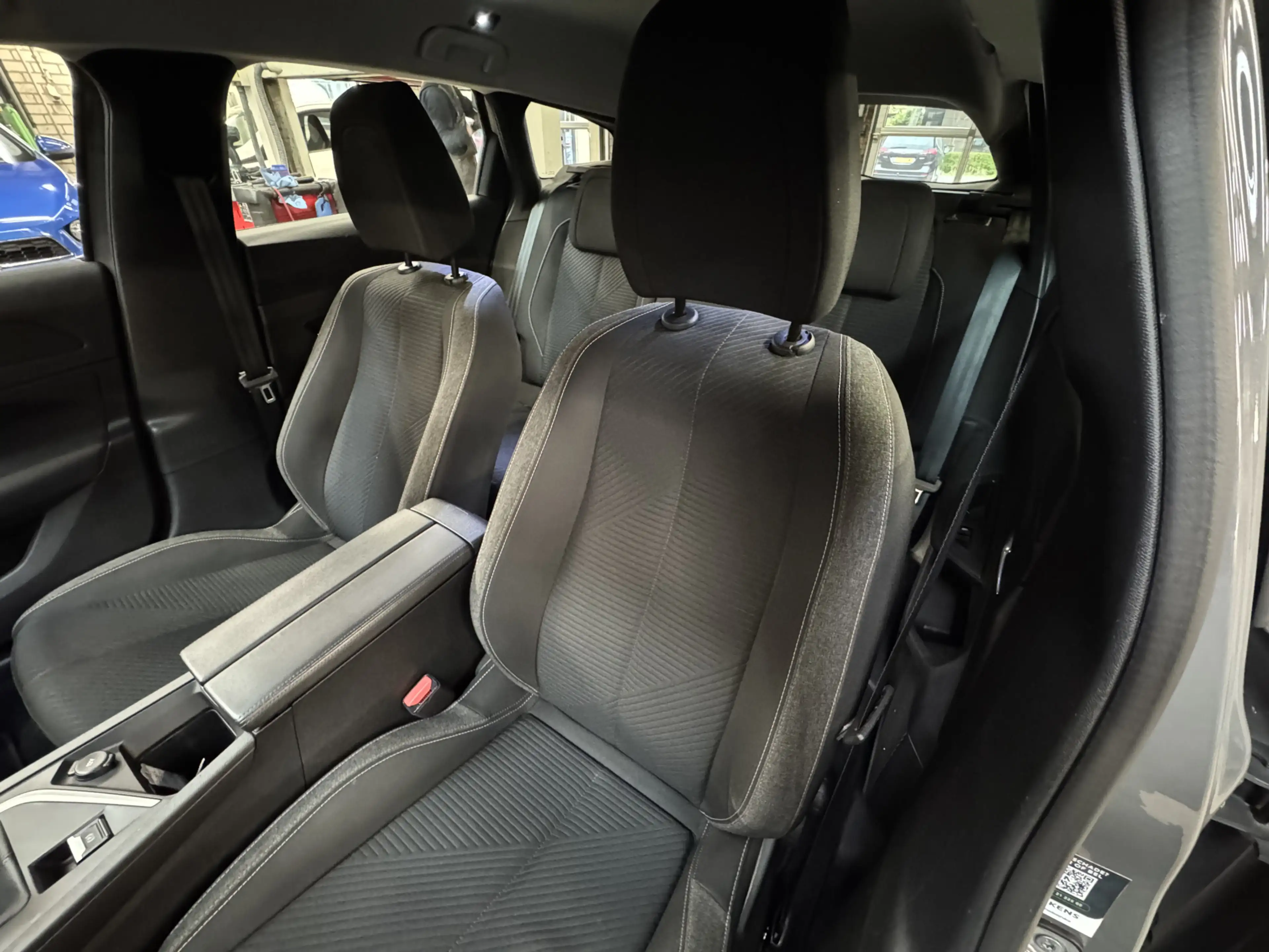 Peugeot 308 SW 1.2 PureTech Active Pack Business Climate Contr — photo 4