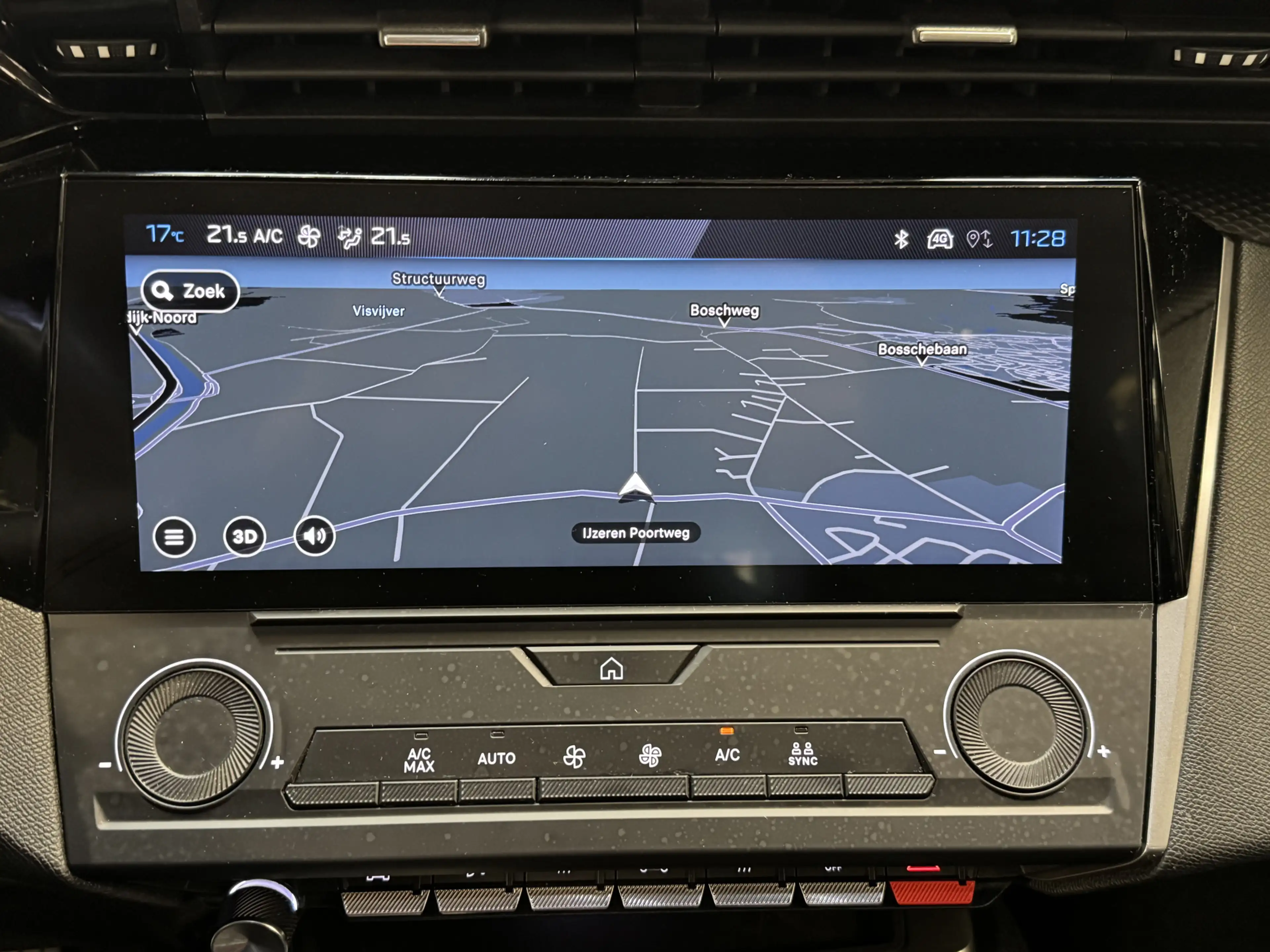 Peugeot 308 SW 1.2 PureTech Active Pack Business Climate Contr — photo 11