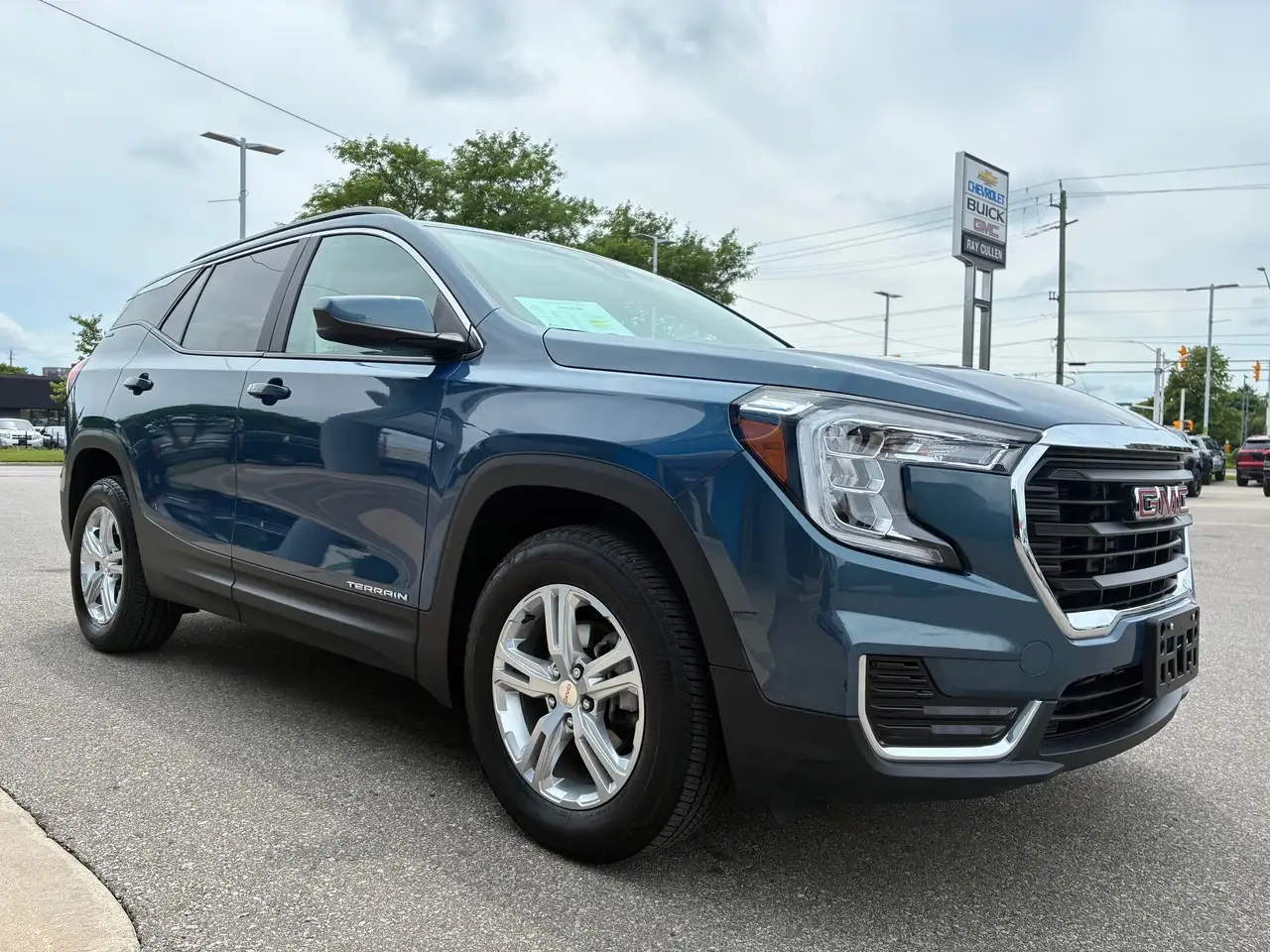 GMC Terrain photo GMC Terrain