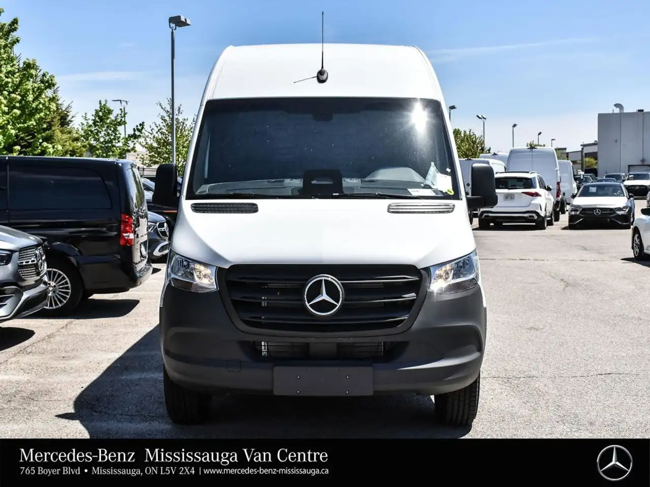 Mercedes-Benz Sprinter снимка Mercedes-Benz Sprinter