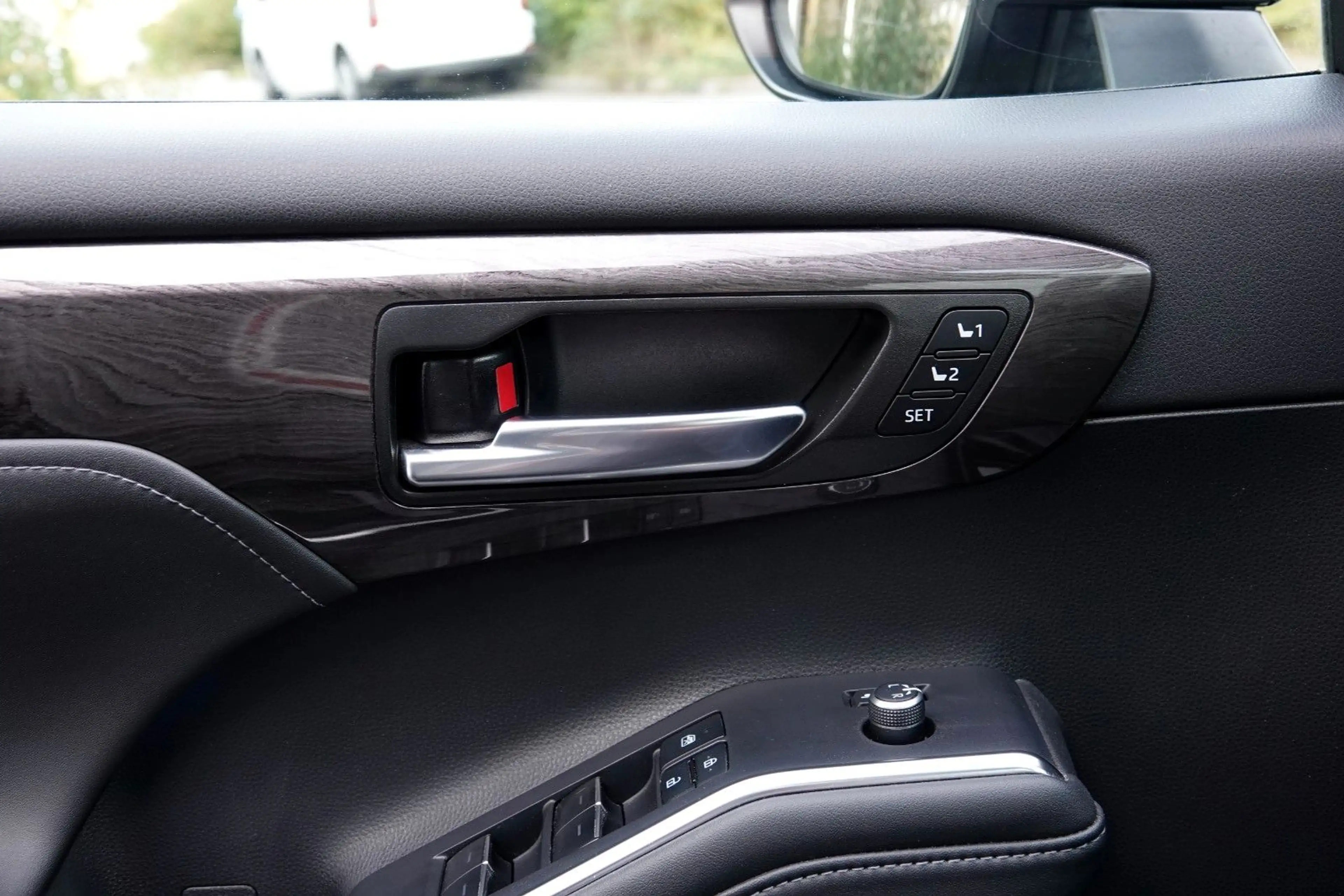 Toyota Highlander 2.5 Hybrid AWD *LUXURY* 7-Sitzer*VOLL — photo 24