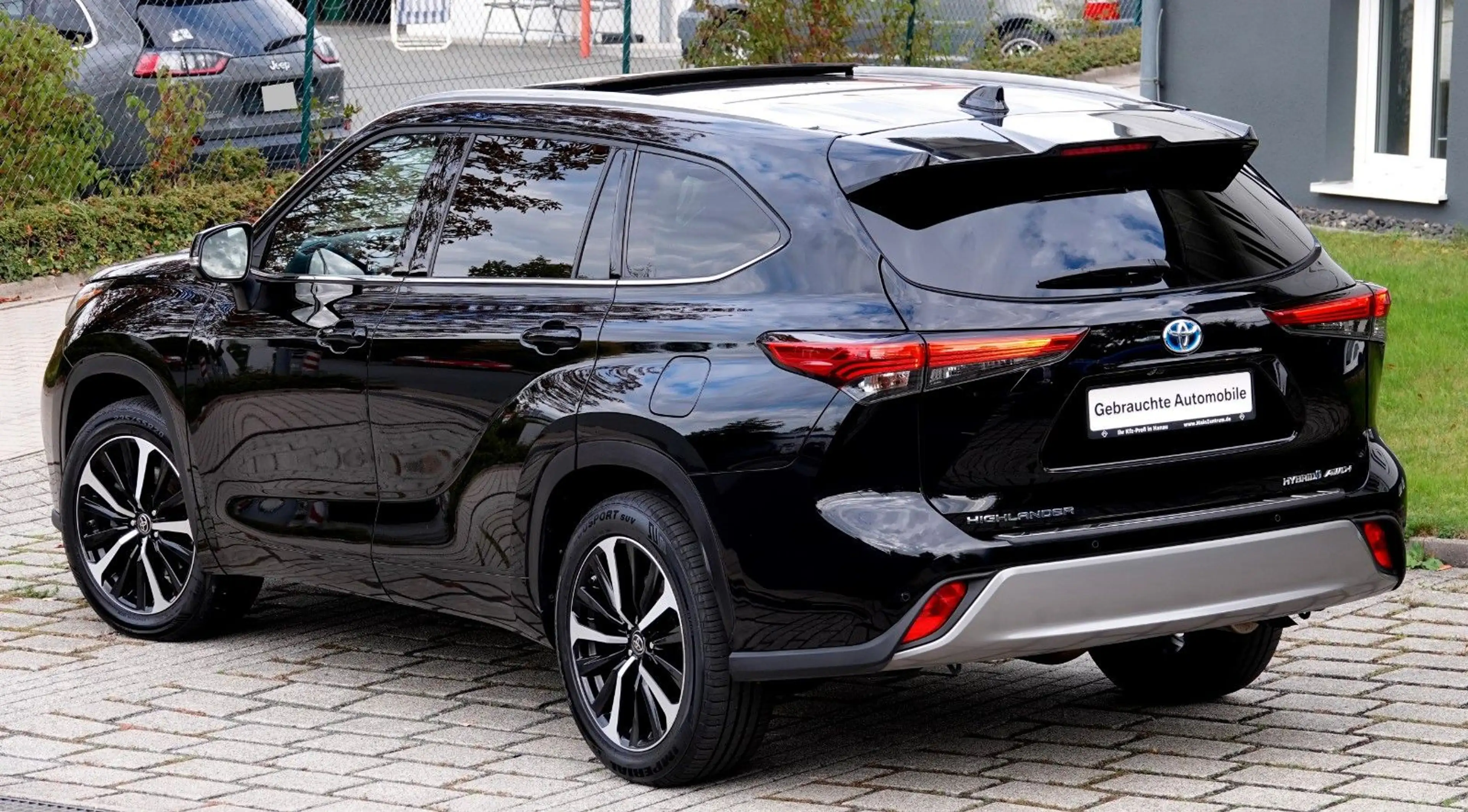 Toyota Highlander 2.5 Hybrid AWD *LUXURY* 7-Sitzer*VOLL — photo 2