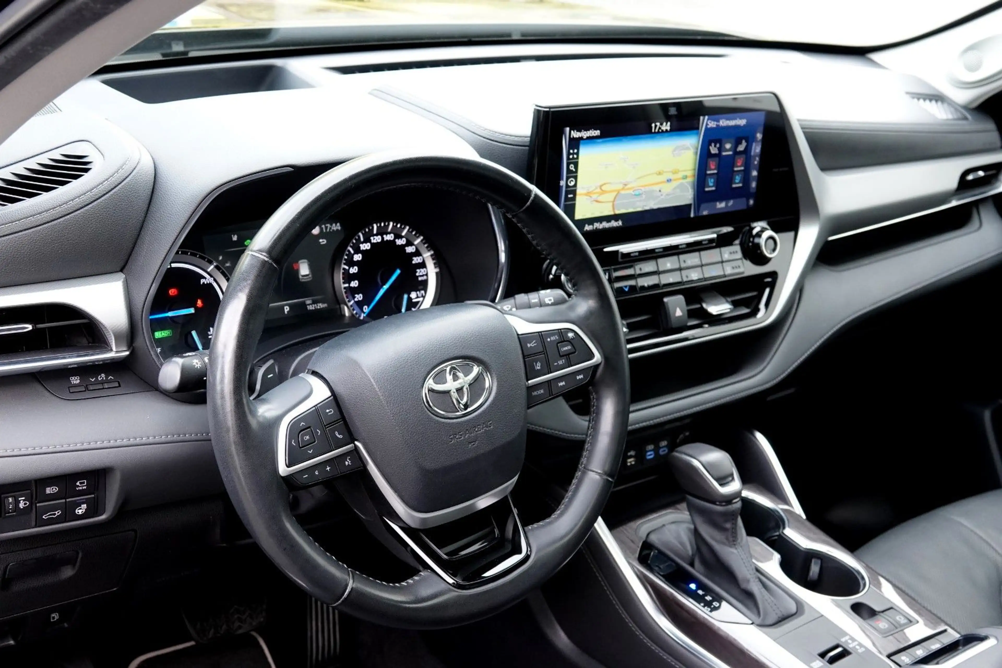 Toyota Highlander 2.5 Hybrid AWD *LUXURY* 7-Sitzer*VOLL — photo 7