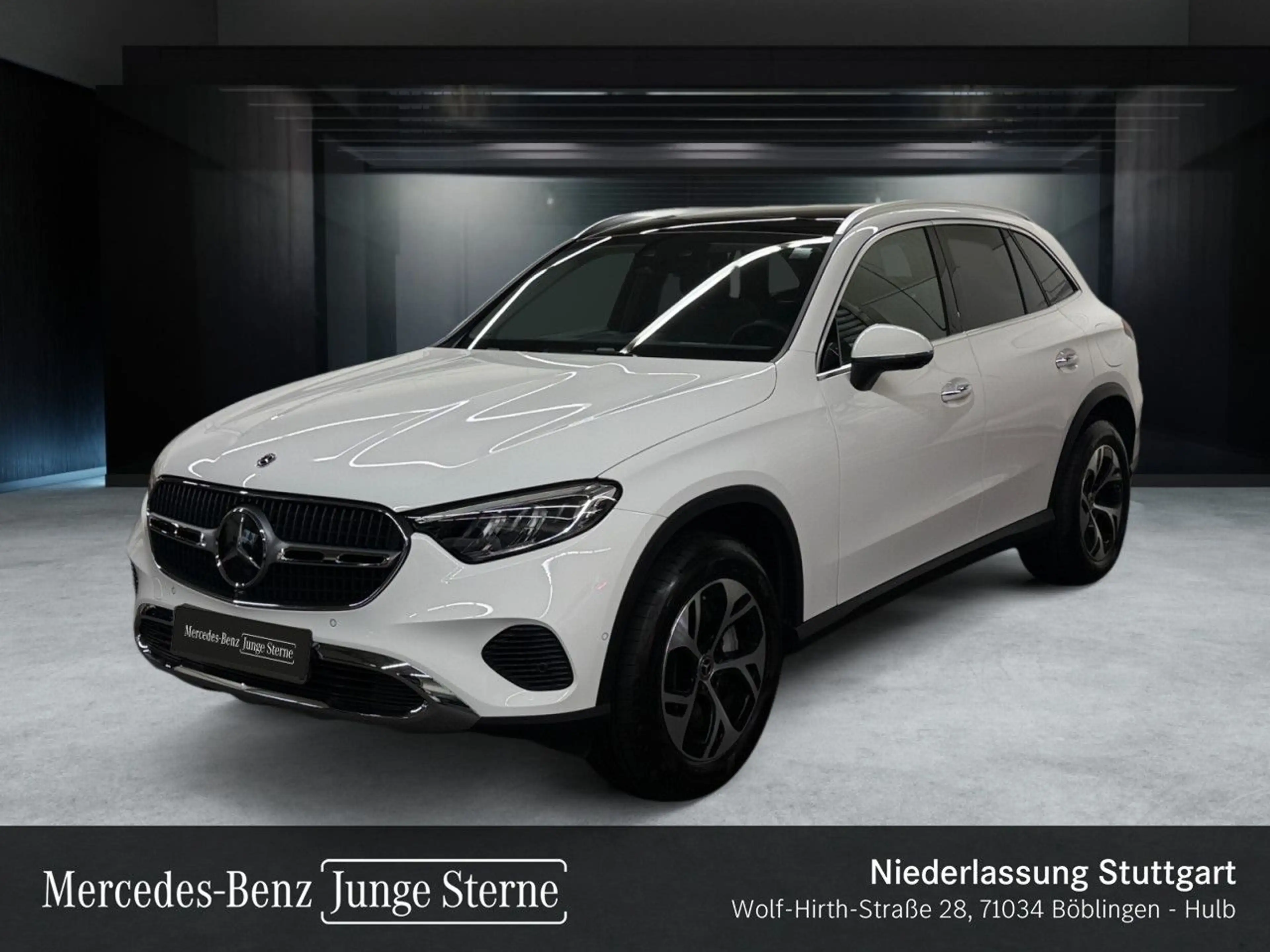 Mercedes-Benz GLC 300 e 4M AVANTG+PANO+360+AHK+LED+KEYLESS+9G — photo 10