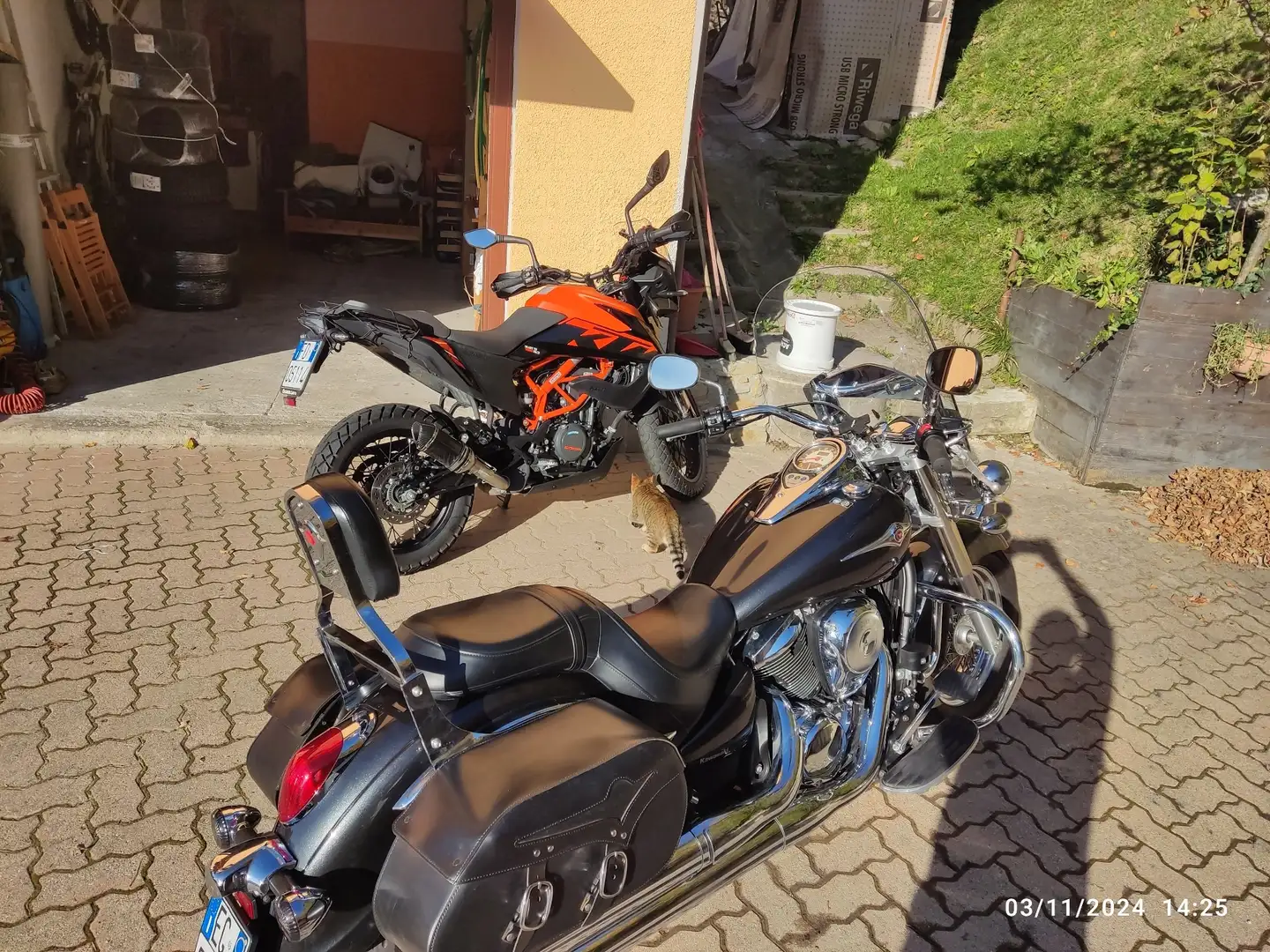 Kawasaki VN 900 classic Light Tourer Nero - 2