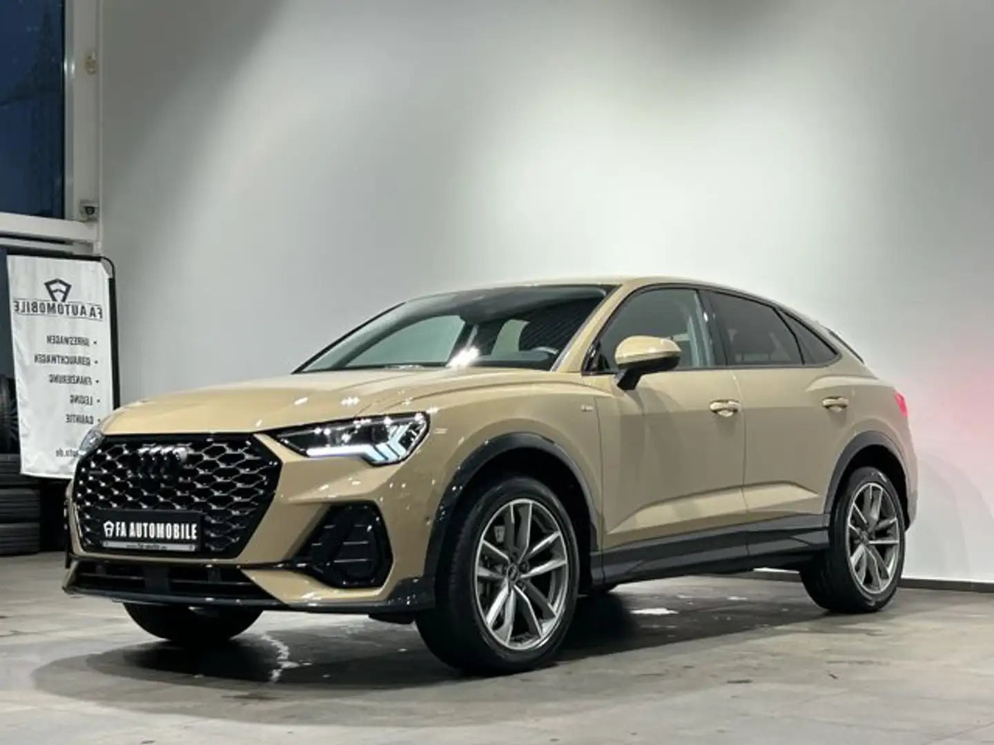 Audi Q3 Sportback 40 TDI Q. S line Exclusiv Edition ! Bej - 2