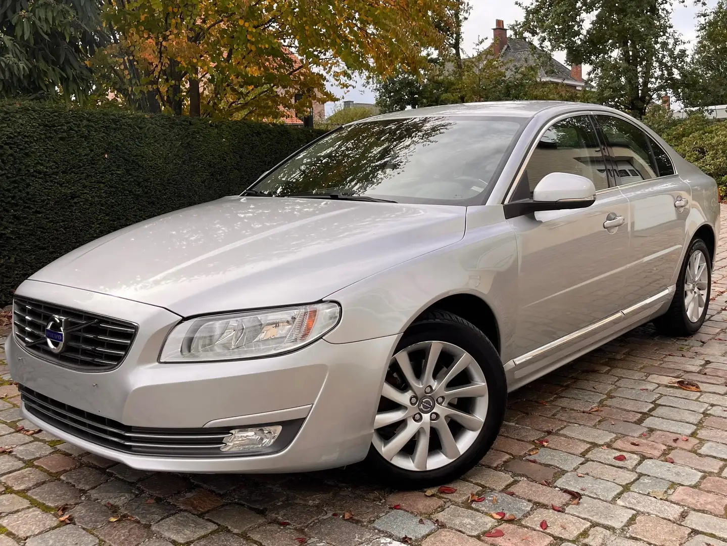 Volvo S80 1.6 T4 Momentum Powershift  ### 83000 km ### Zilver - 1