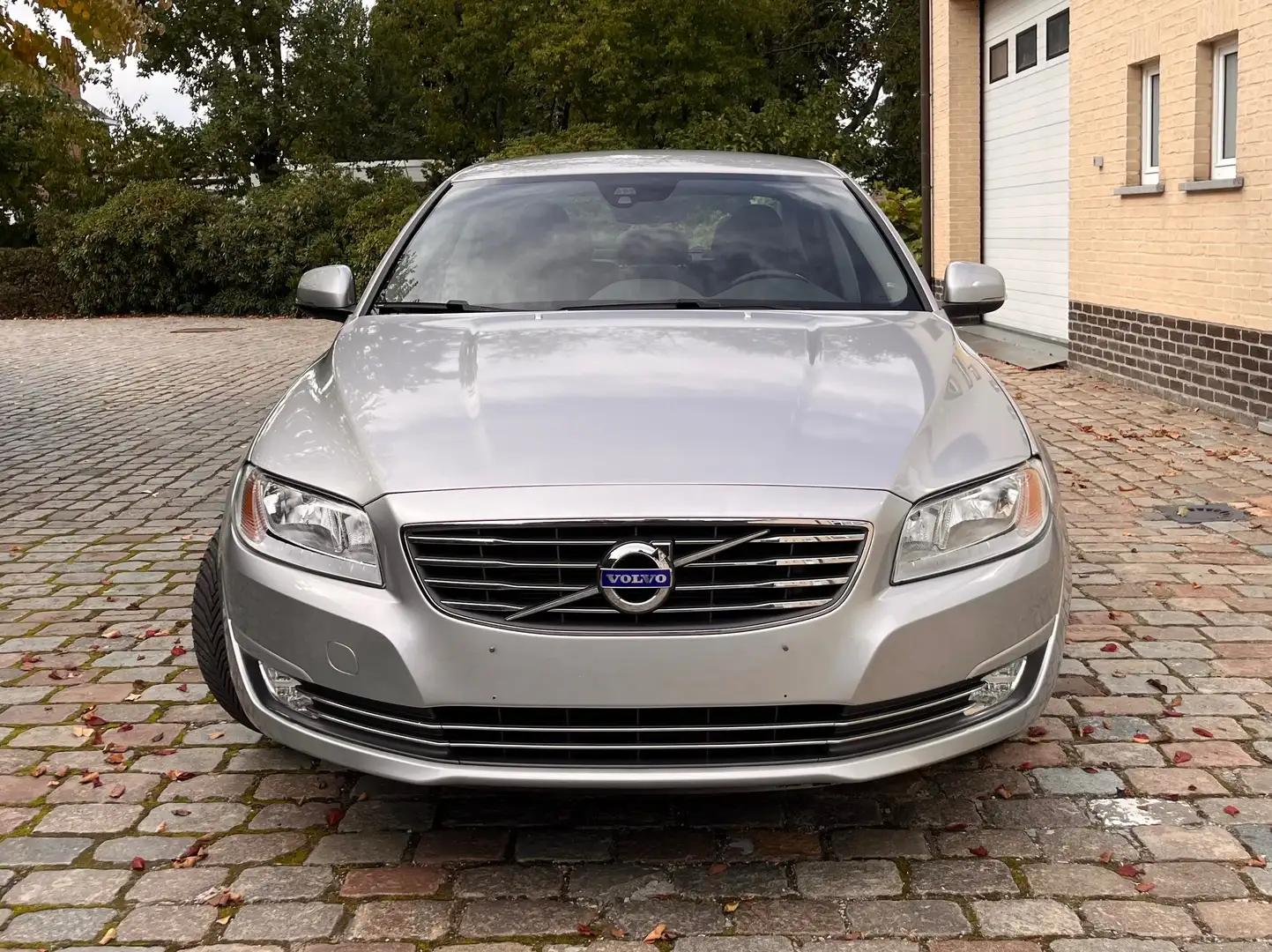 Volvo S80 1.6 T4 Momentum Powershift  ### 83000 km ### Zilver - 2