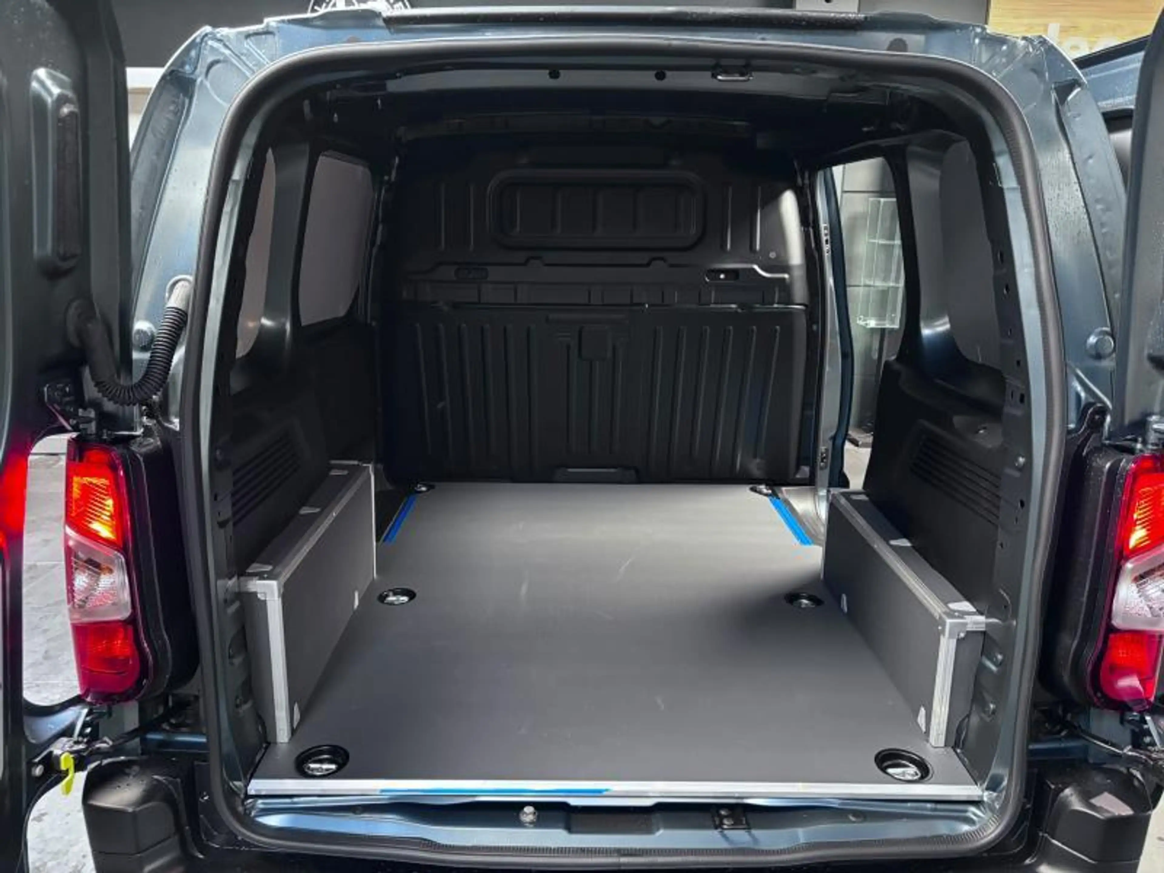 Fiat Doblo Cargo — photo 9