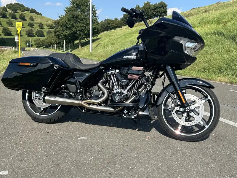 Harley-Davidson Road Glide - foto 6