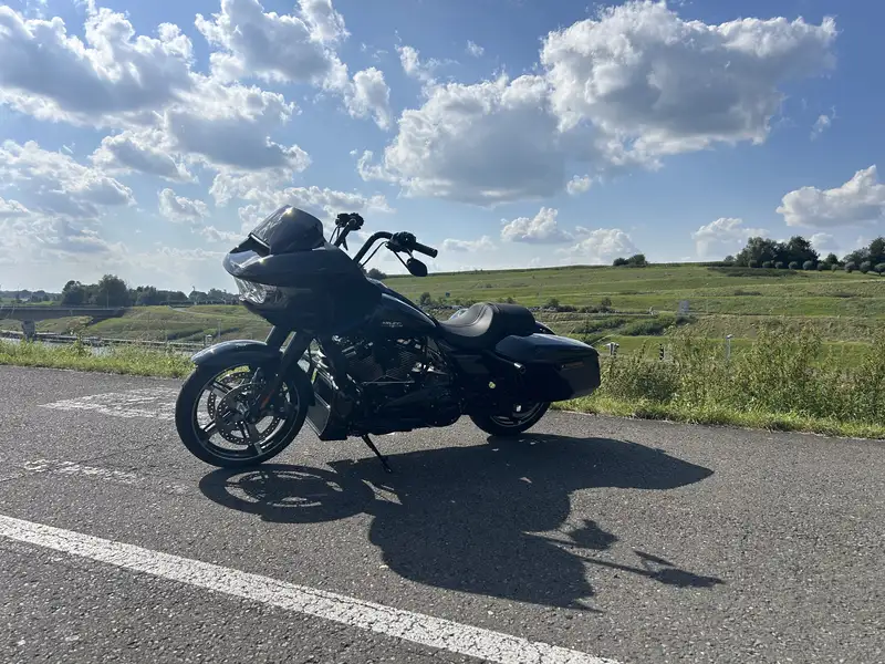 Harley-Davidson Road Glide - foto 7