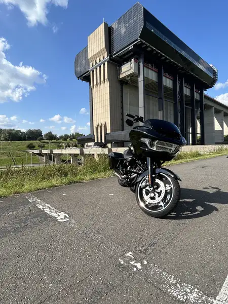 Harley-Davidson Road Glide - foto 3