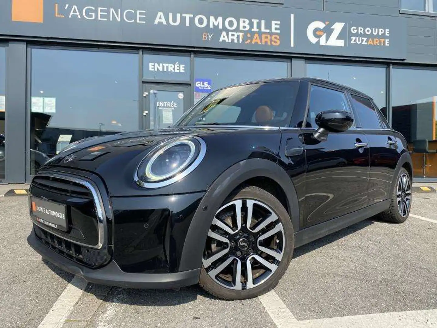 MINI Cooper 1.5 136ch 5 portes Noir - 2