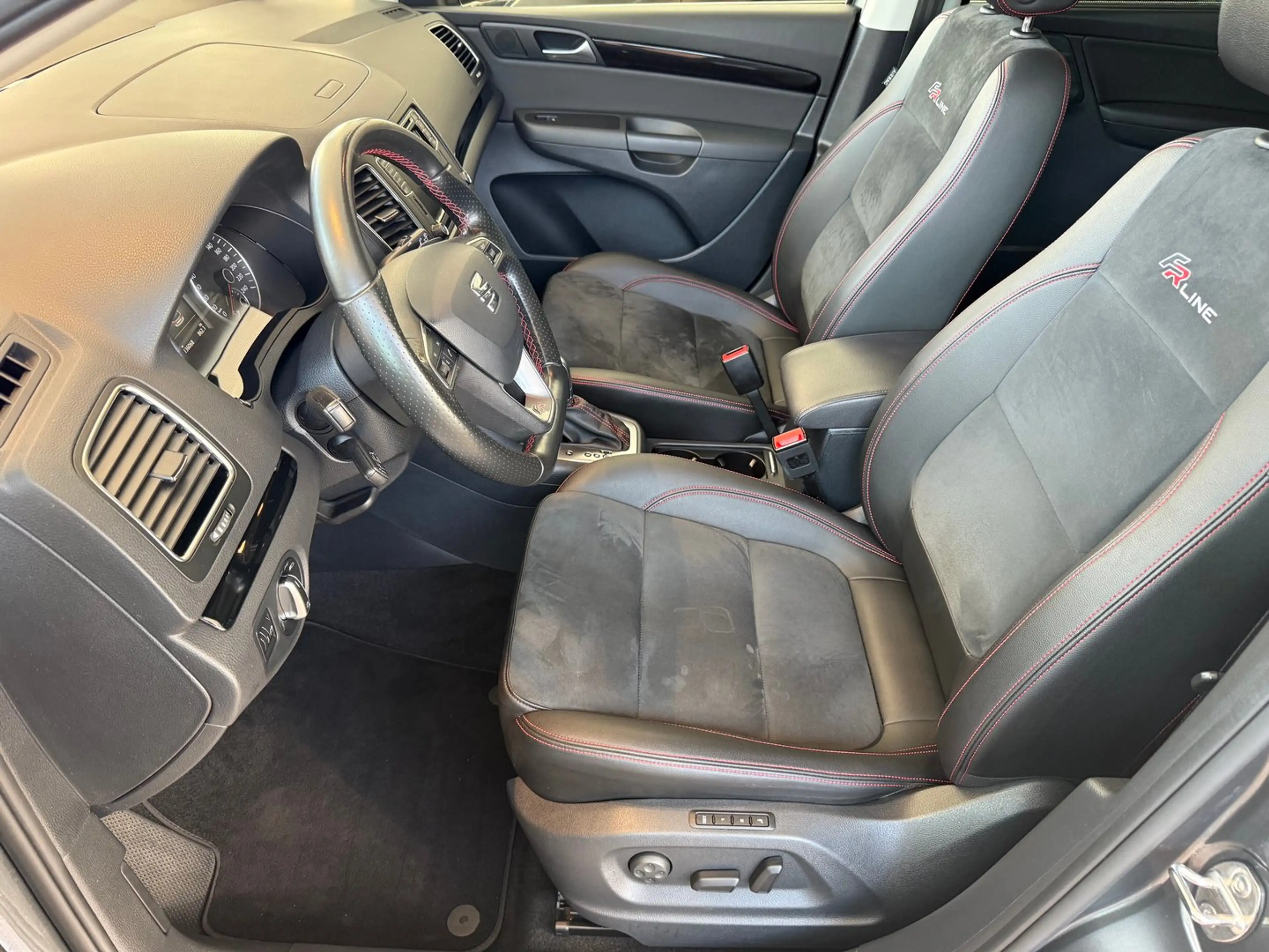 SEAT Alhambra FR TDI DSG 4Drive — photo 3