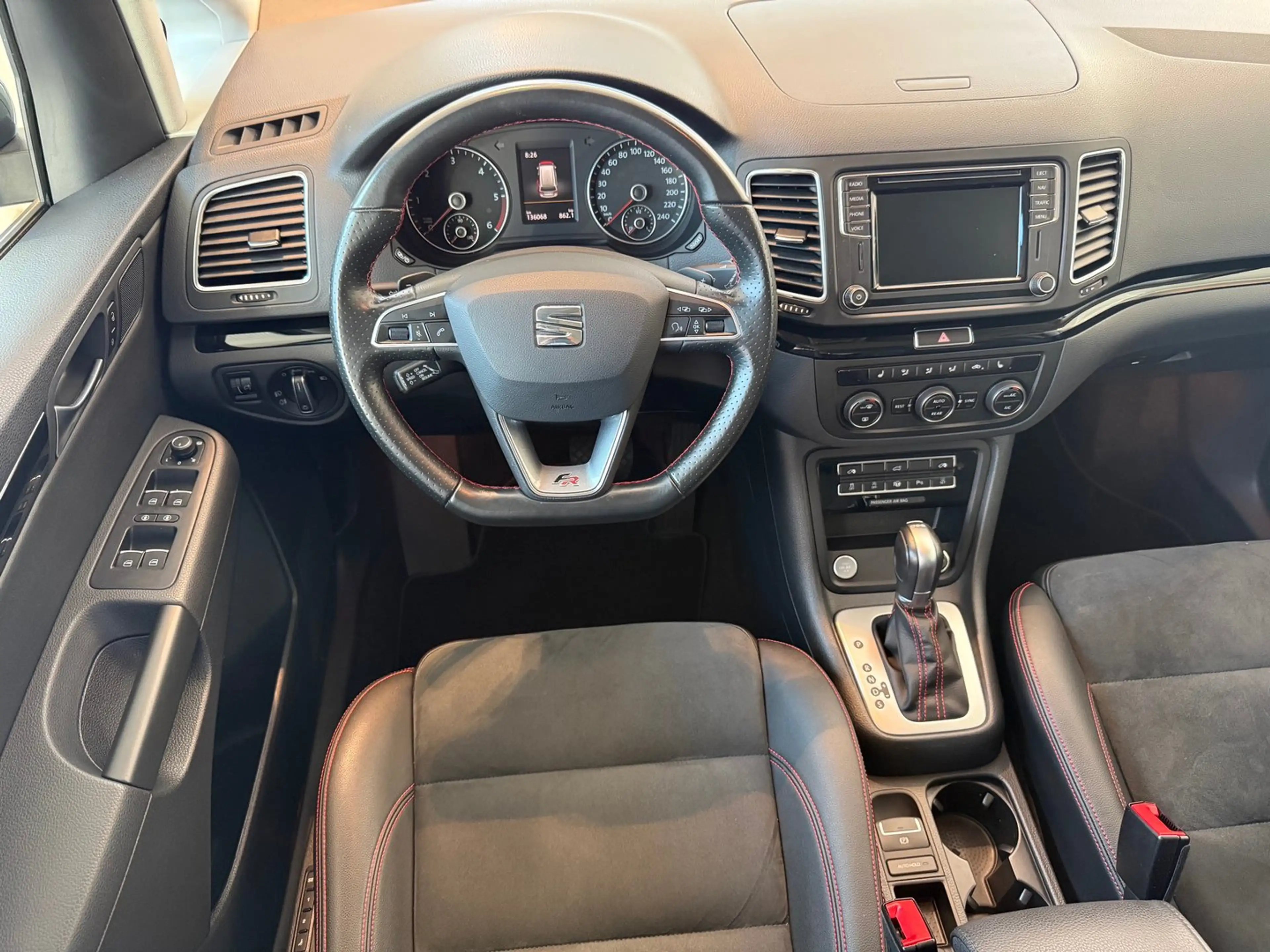 SEAT Alhambra FR TDI DSG 4Drive — photo 6