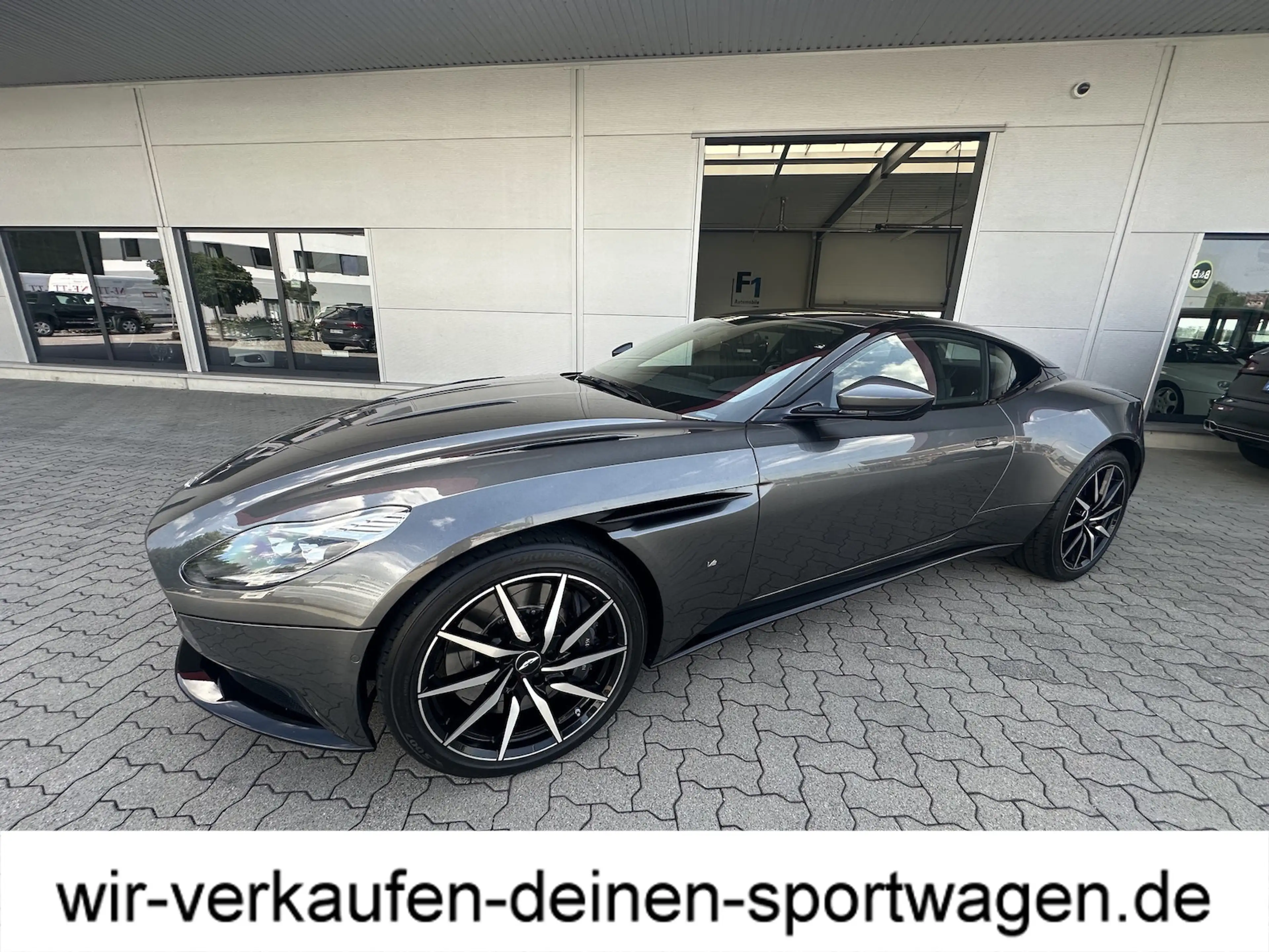 Aston Martin DB11 V12 Launch Edition Edition unffr. neuwertig — photo 2