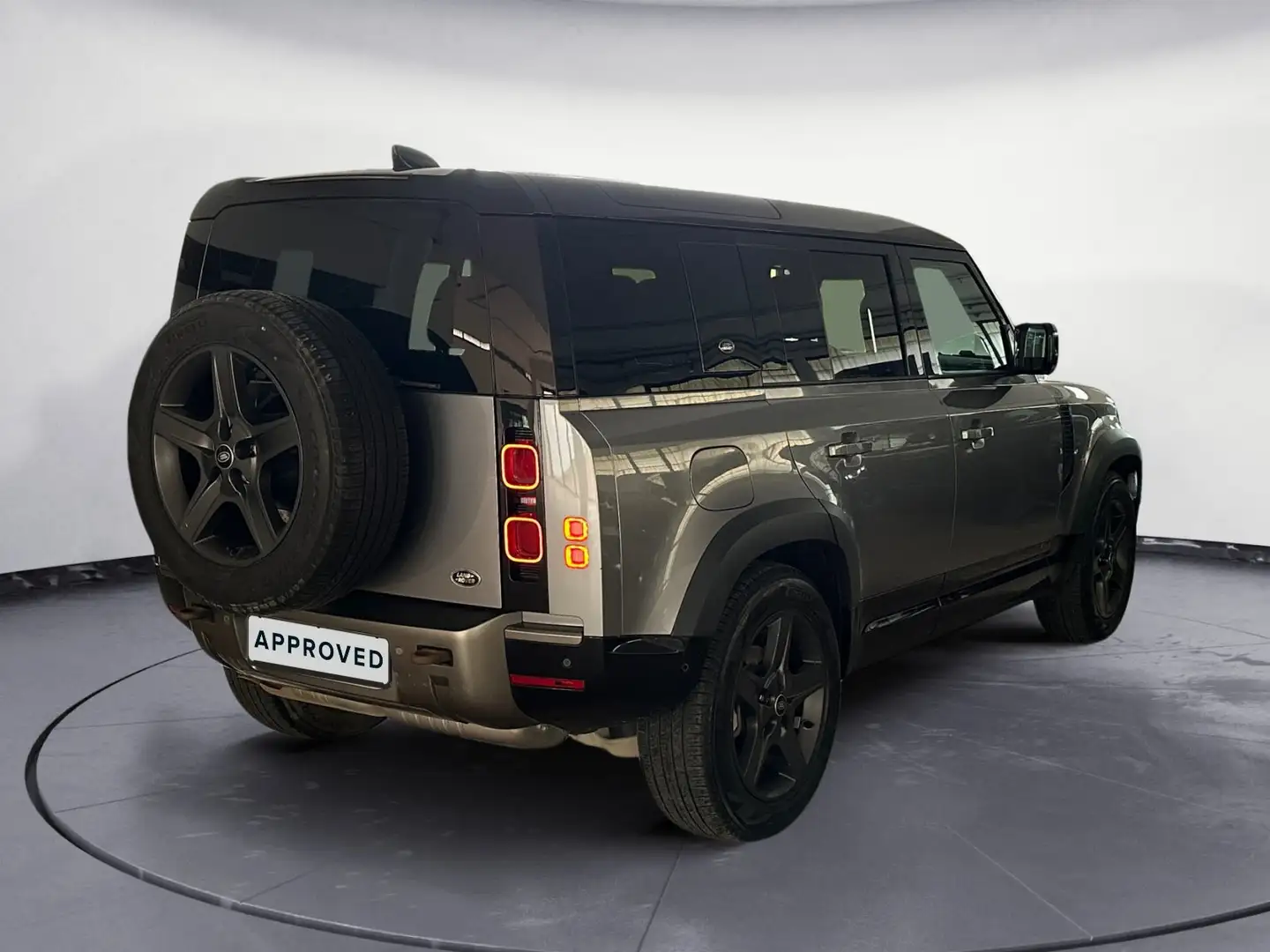 Land Rover Defender 110 3.0 Diesel i6 mhev SE awd 200cv auto Gris - 2