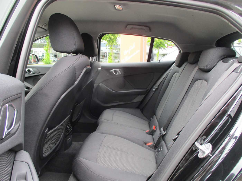 BMW 118 i Autom. Advantage *Navi*Sitzhzg. — photo 10