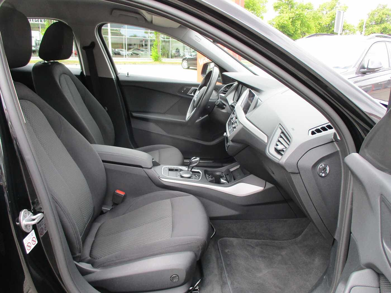 BMW 118 i Autom. Advantage *Navi*Sitzhzg. — photo 12