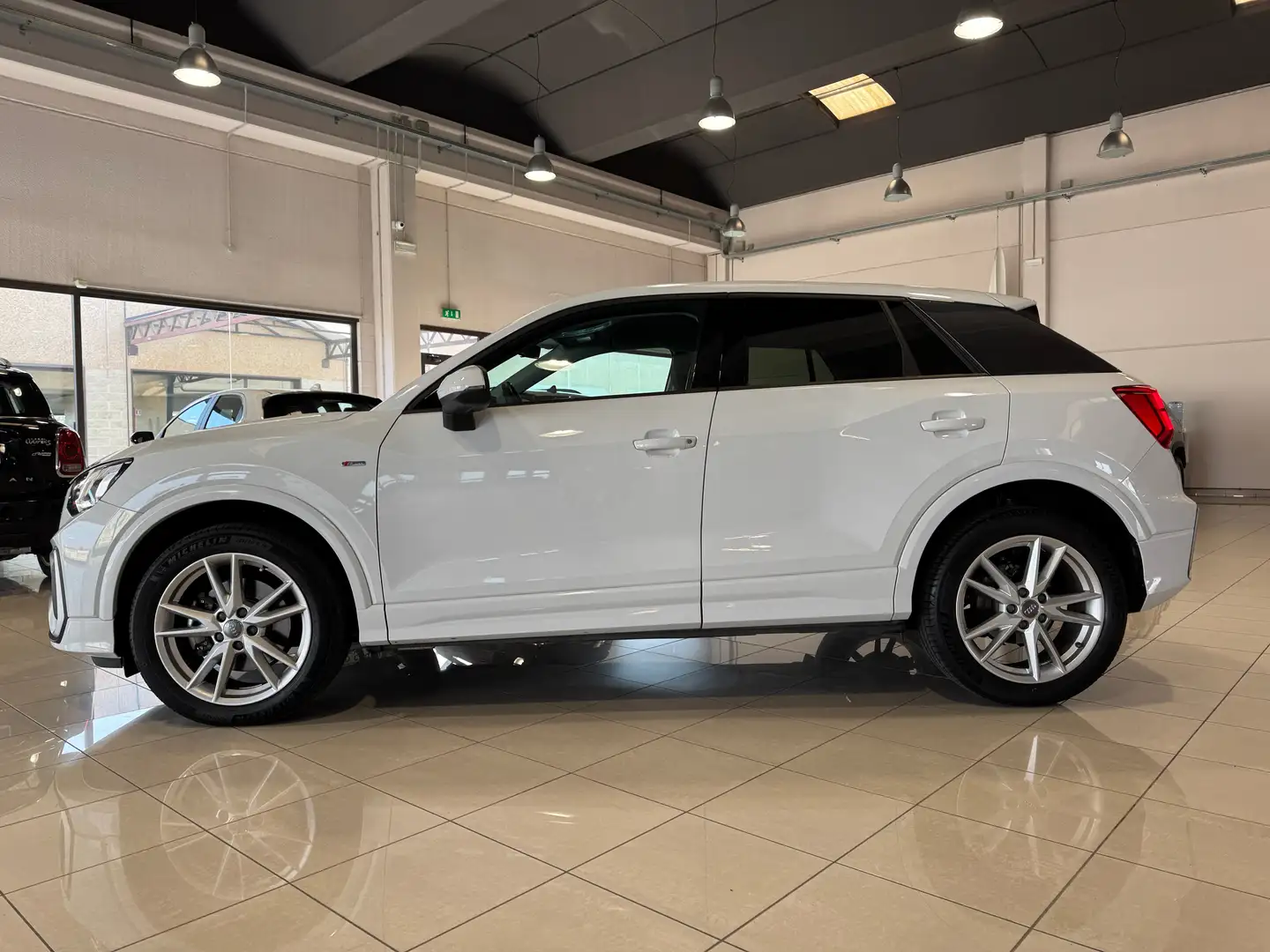 Audi Q2 35 TDI S tronic S line Edition 18'' PRIVACY NAVI - 2