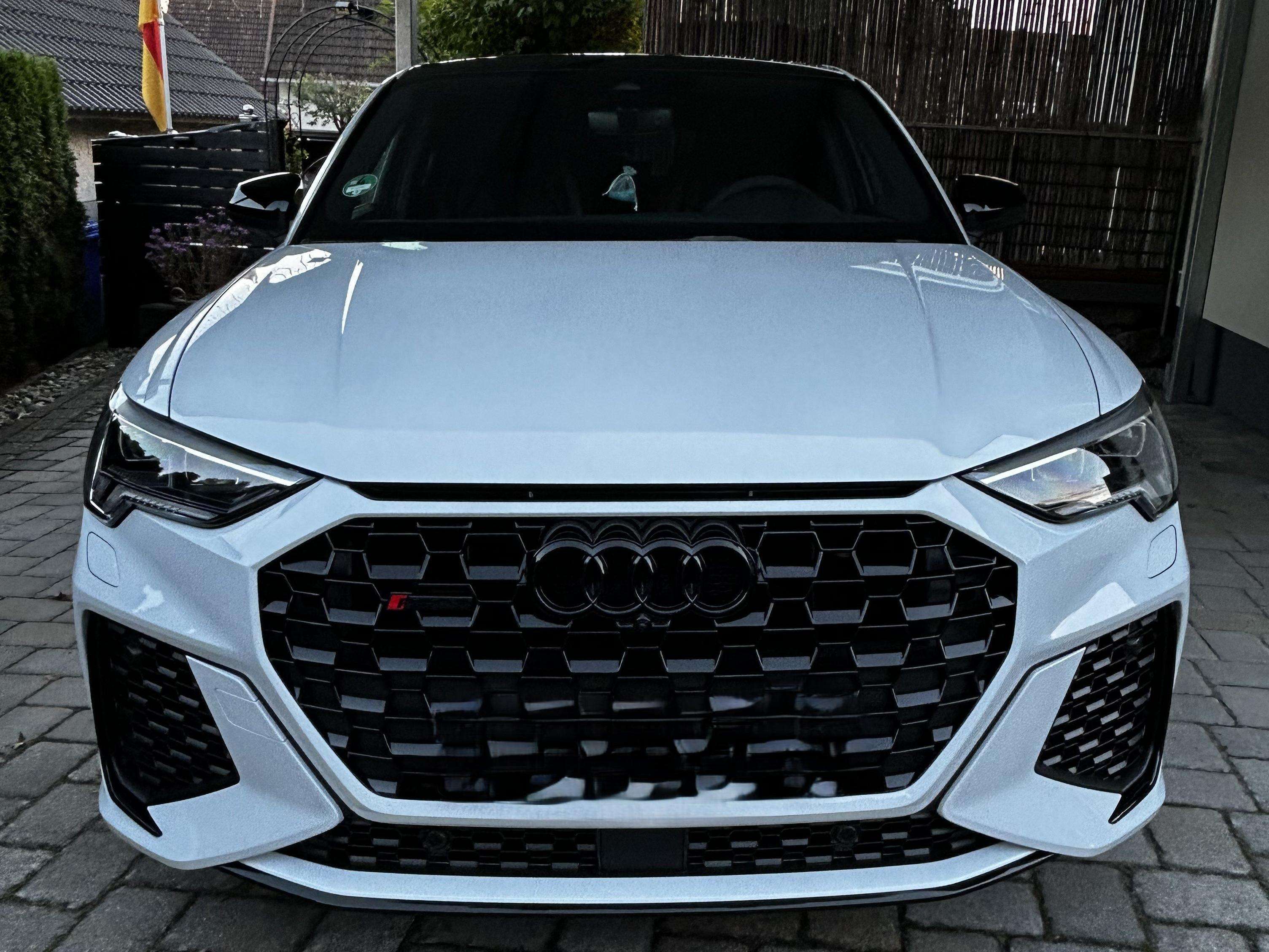 Second hand Audi Rsq3 TFSI