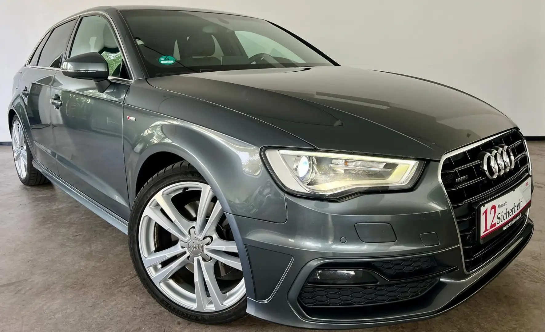 Audi A3 Sportback 3x S-Line quattro Navi TÜV&SERV NEU Grau - 1