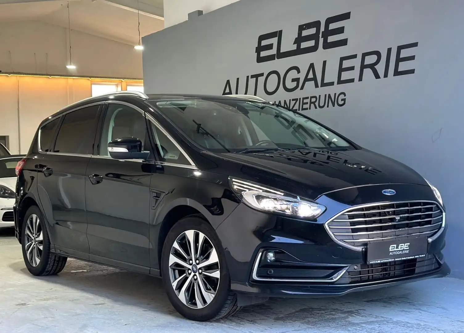 Ford S-Max 2.0 TDCI Aut. Titanium 7-Sitzer Leder/Xen Noir - 1