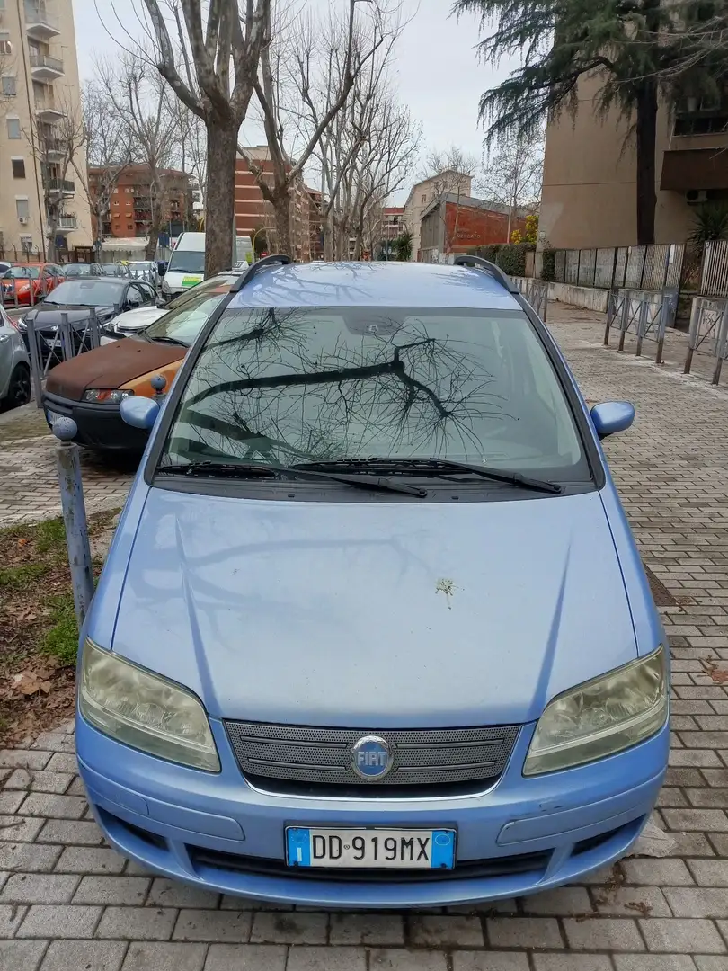 Fiat Idea Idea 1.4 16v Active Azul - 1