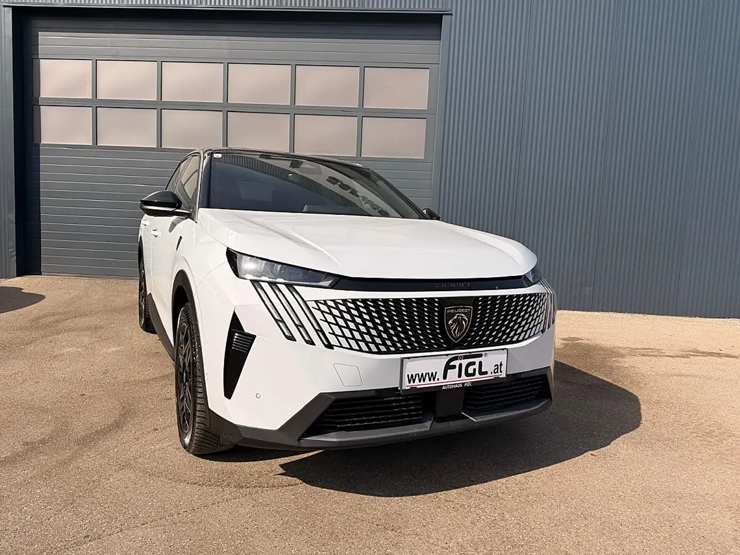 Peugeot 3008 GT Hybrid 145 e-DCS6 Weiß - 1