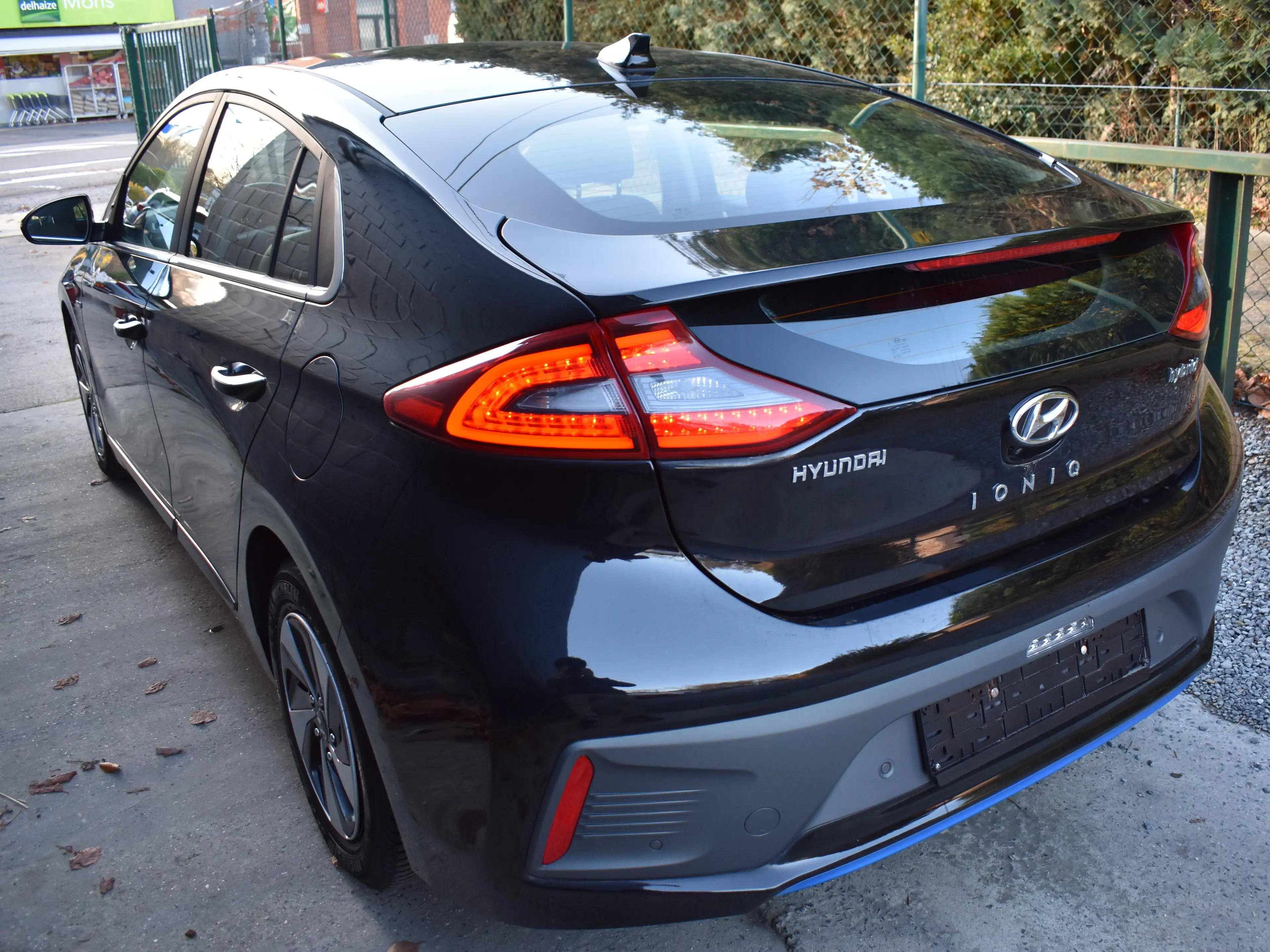 Hyundai IONIQ Ioniq 1.6GDi DCT / CUIR / FULL OPTIONS / GARANTIE — photo 9