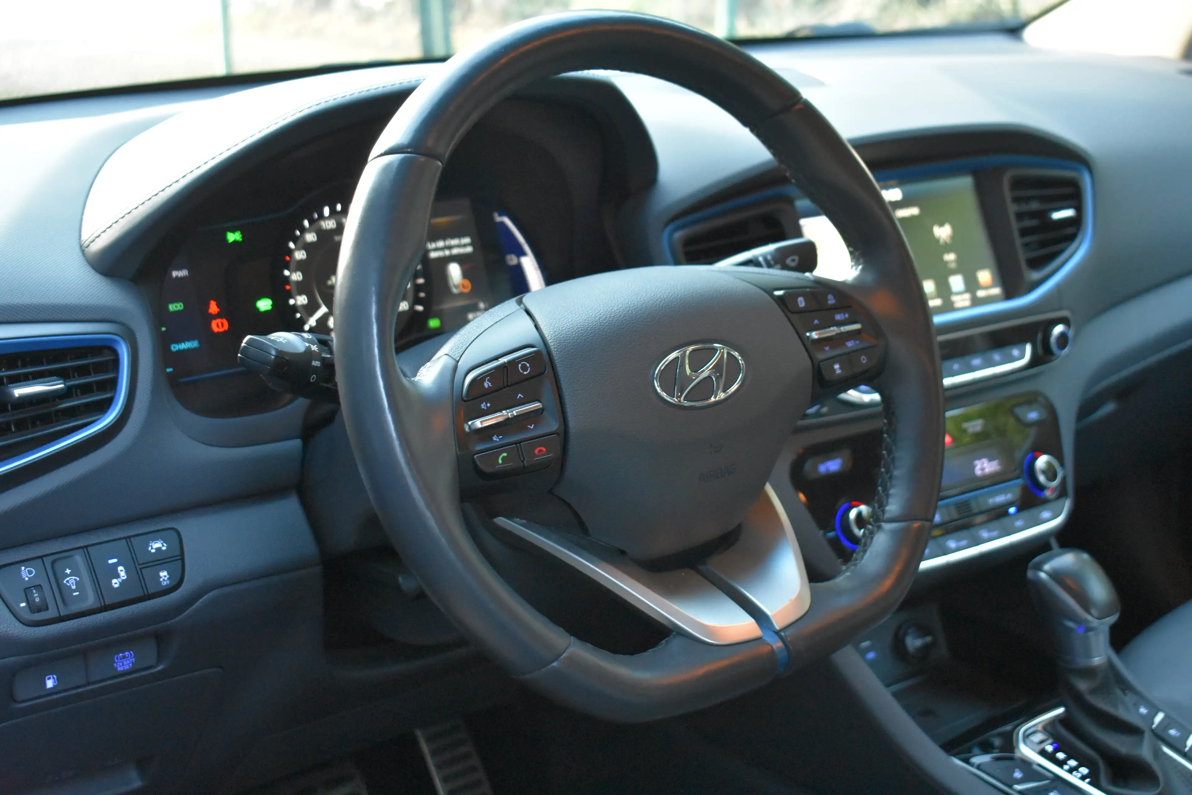Hyundai IONIQ Ioniq 1.6GDi DCT / CUIR / FULL OPTIONS / GARANTIE — photo 10