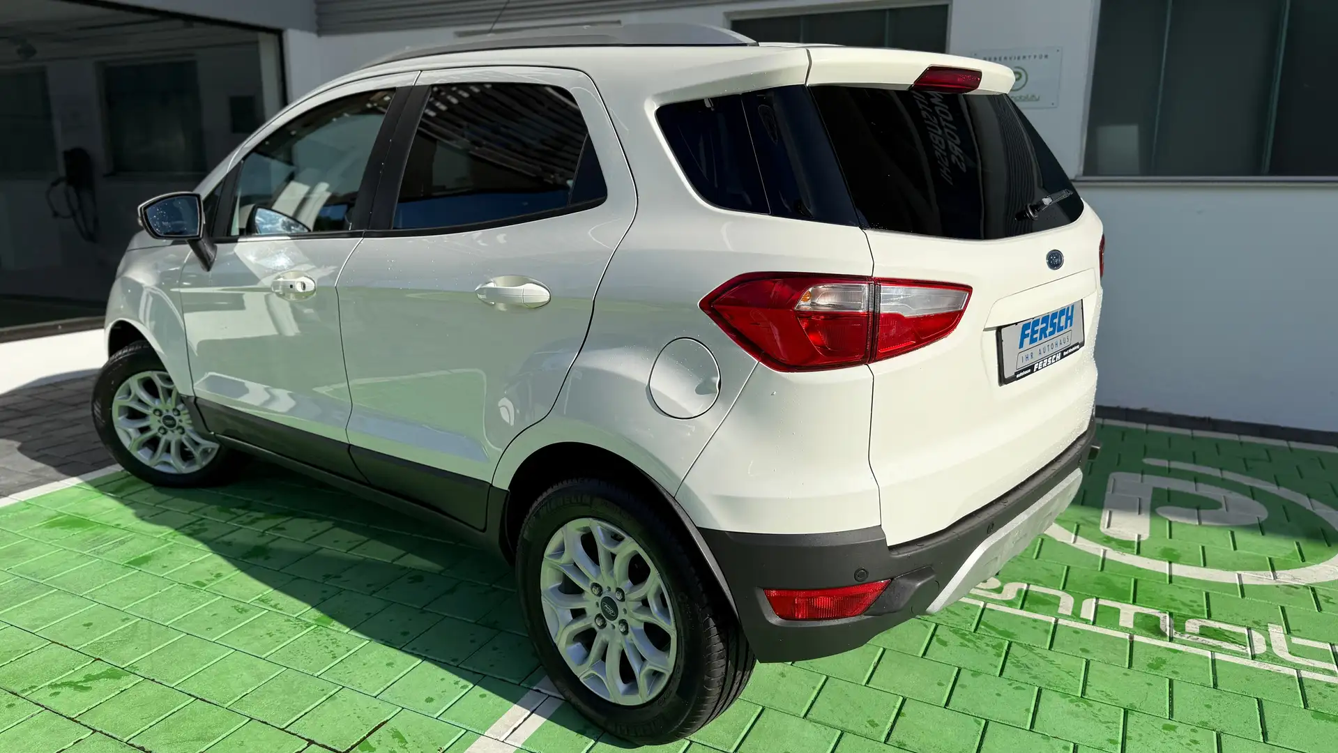 Ford EcoSport 1.5 TDCi Titanium m. Freisprecheinrichtung uvm... Bílá - 2