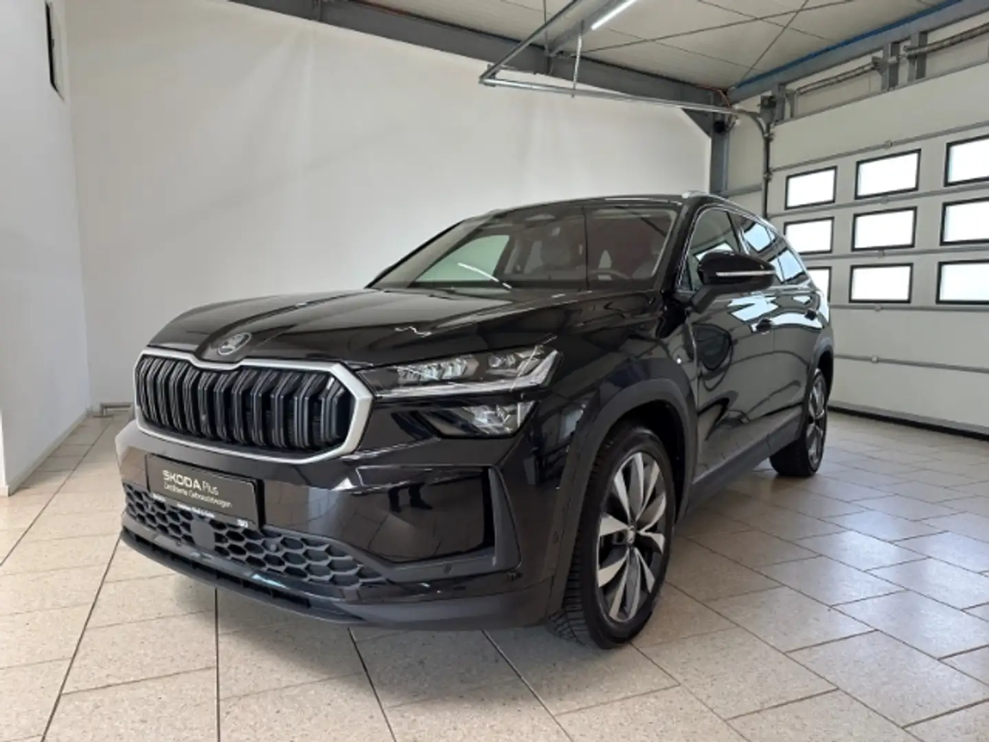 Skoda Kodiaq 2.0 TDI 4x4 DSG Selection Navi ACC AHK Schwarz - 2