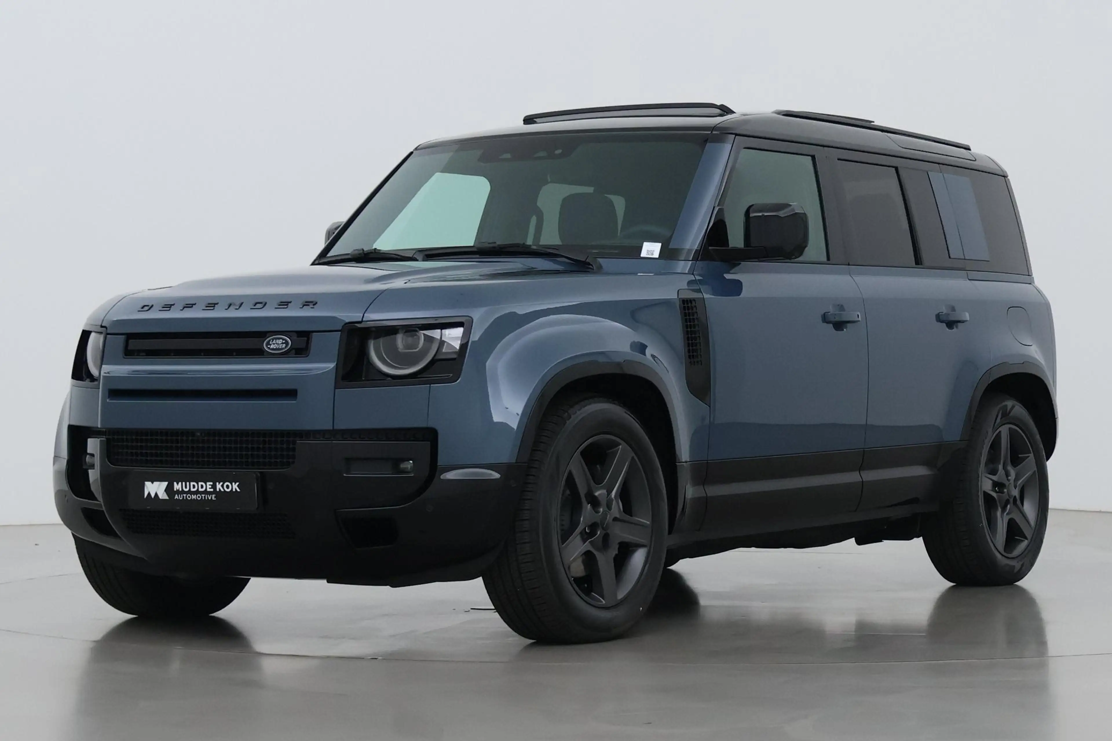 Land Rover Defender 110 P300e X-Dynamic SE | FACELIFT | Luchtvering | — photo 8
