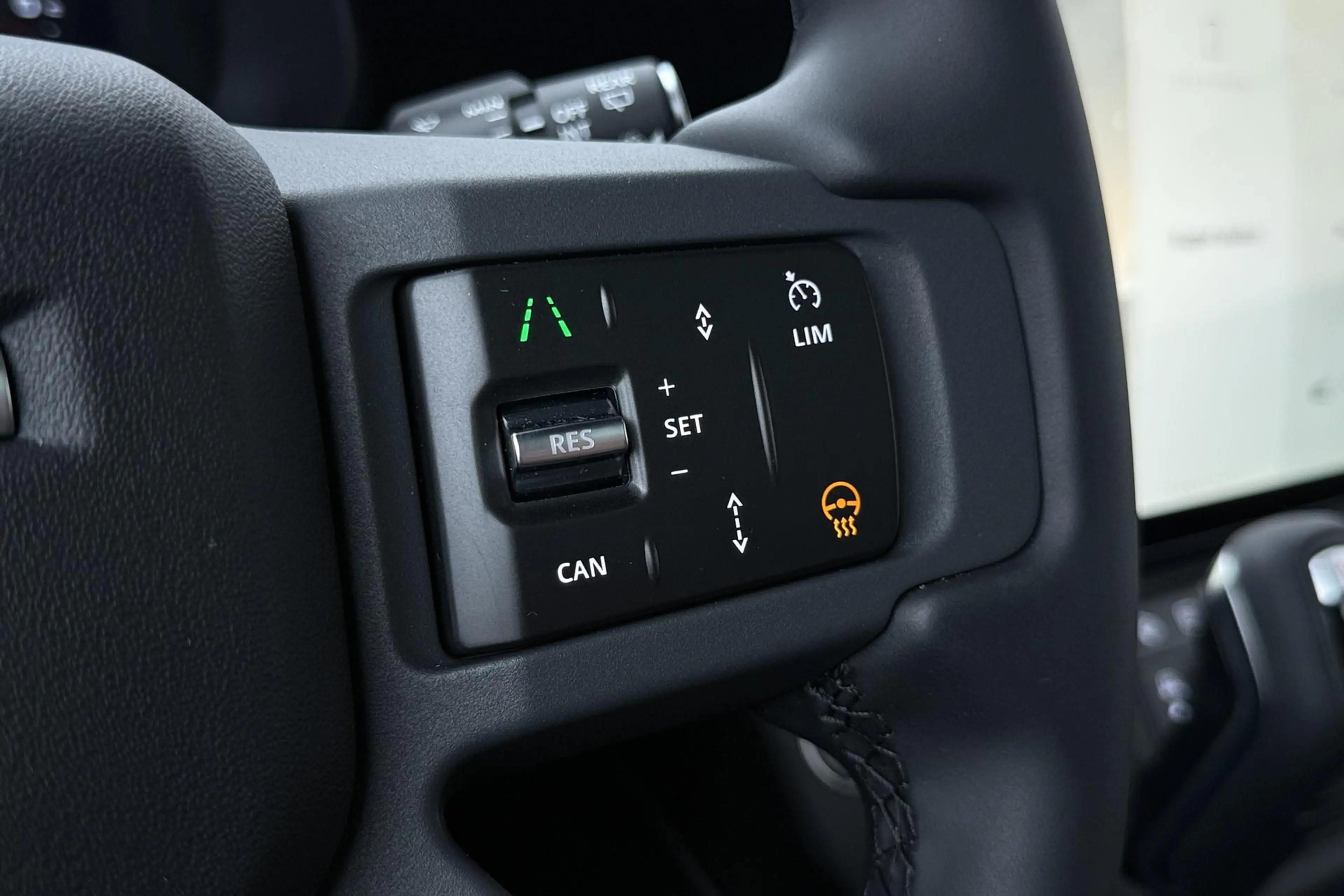 Land Rover Defender 110 P300e X-Dynamic SE | FACELIFT | Luchtvering | — photo 37