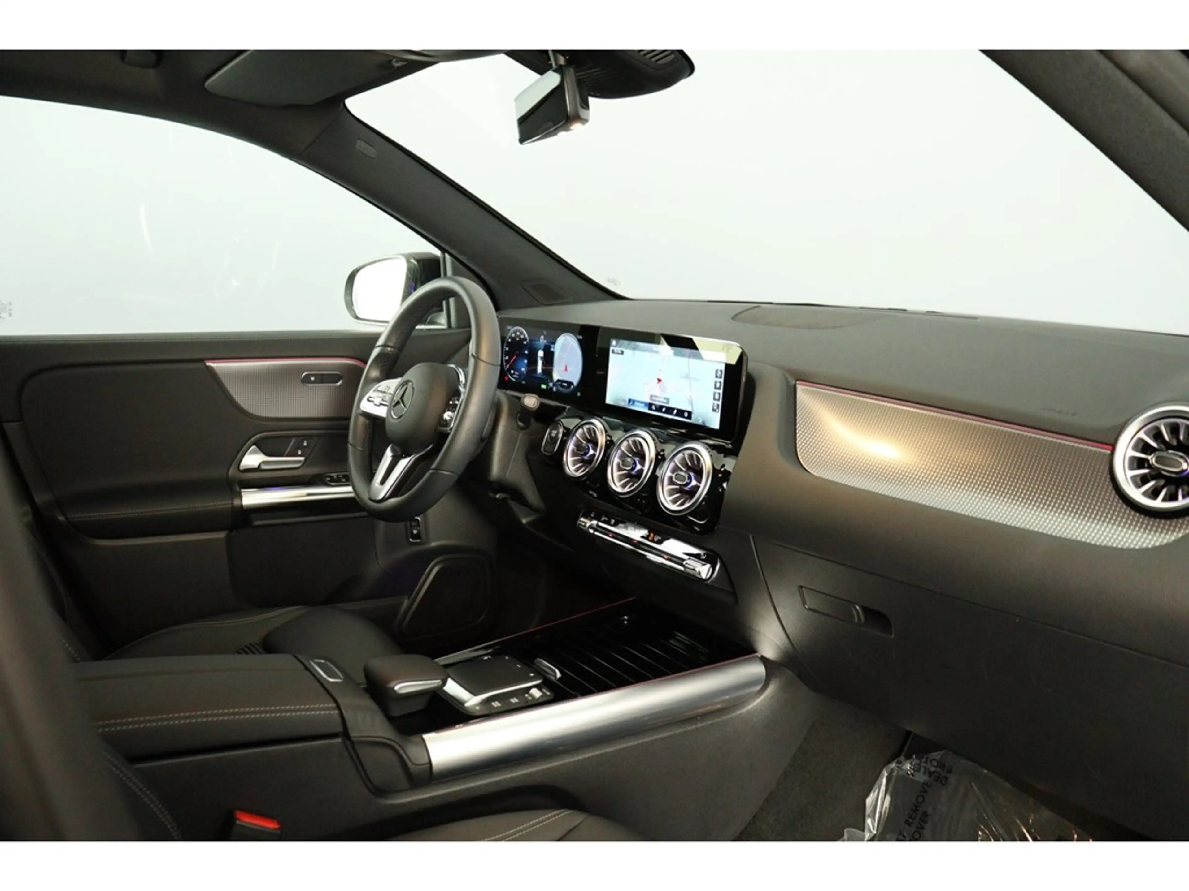 Mercedes-Benz EQA 250 190pk Luxury Pack Business — photo 10