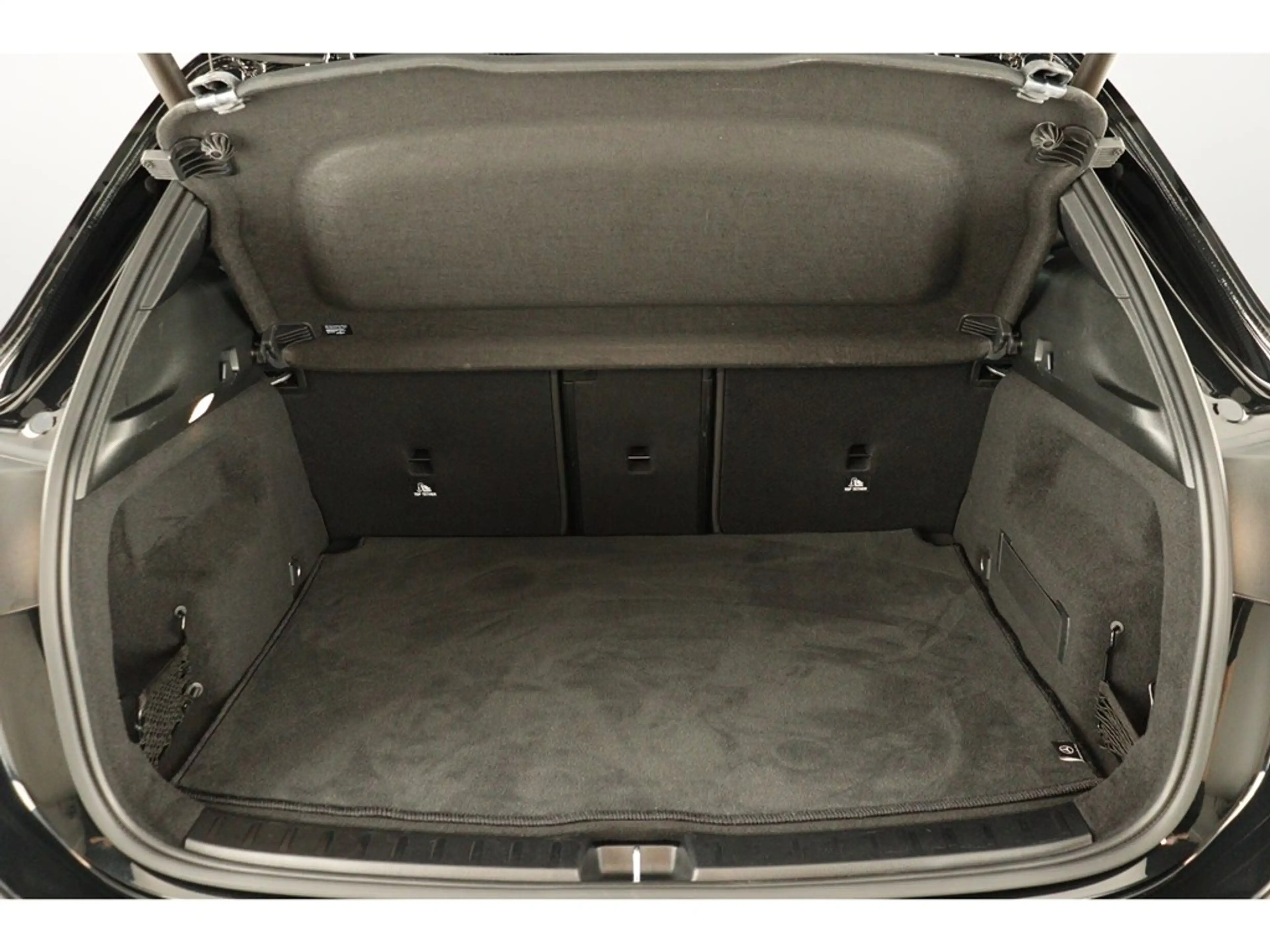 Mercedes-Benz EQA 250 190pk Luxury Pack Business — photo 13