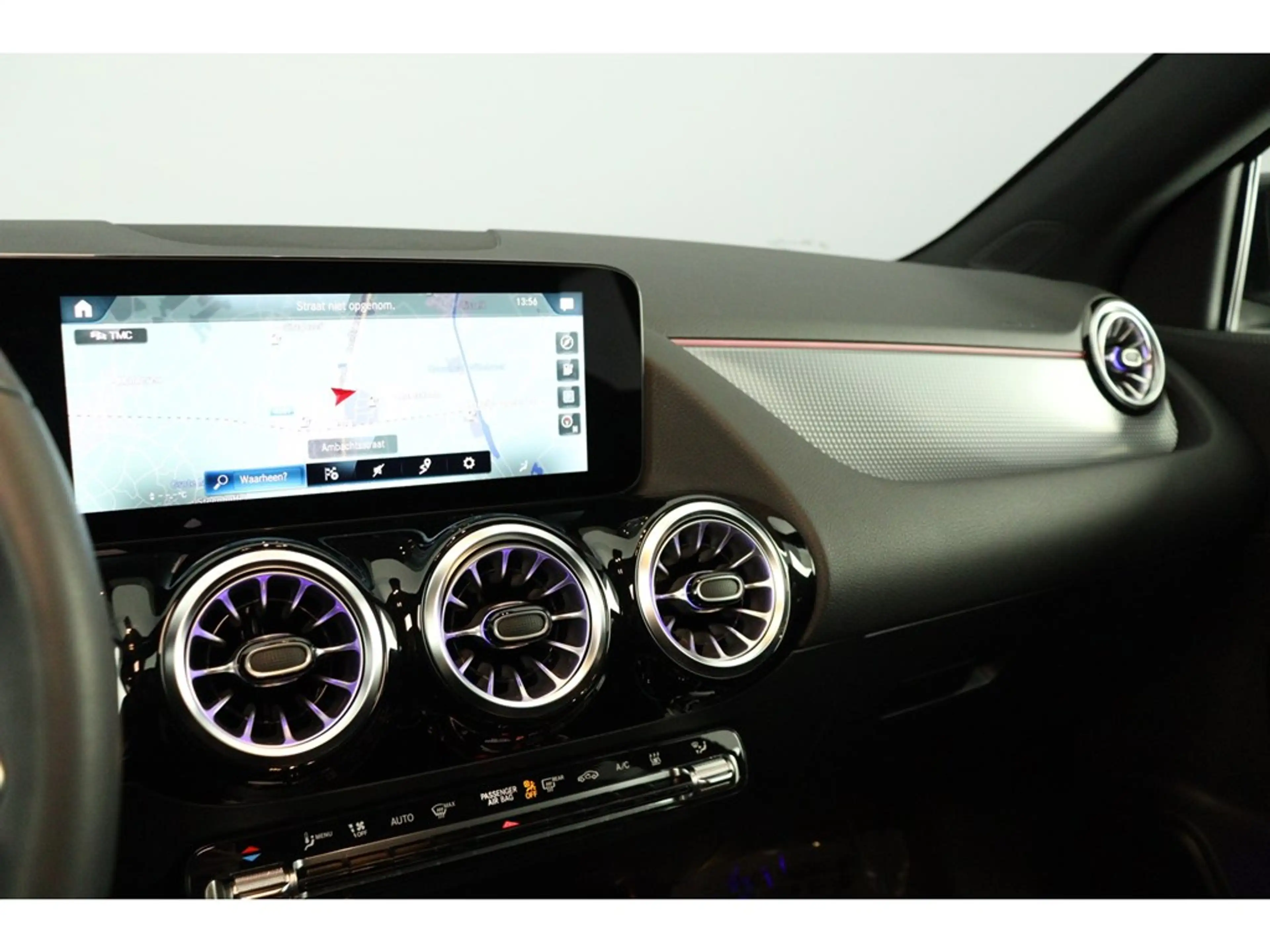 Mercedes-Benz EQA 250 190pk Luxury Pack Business — photo 15