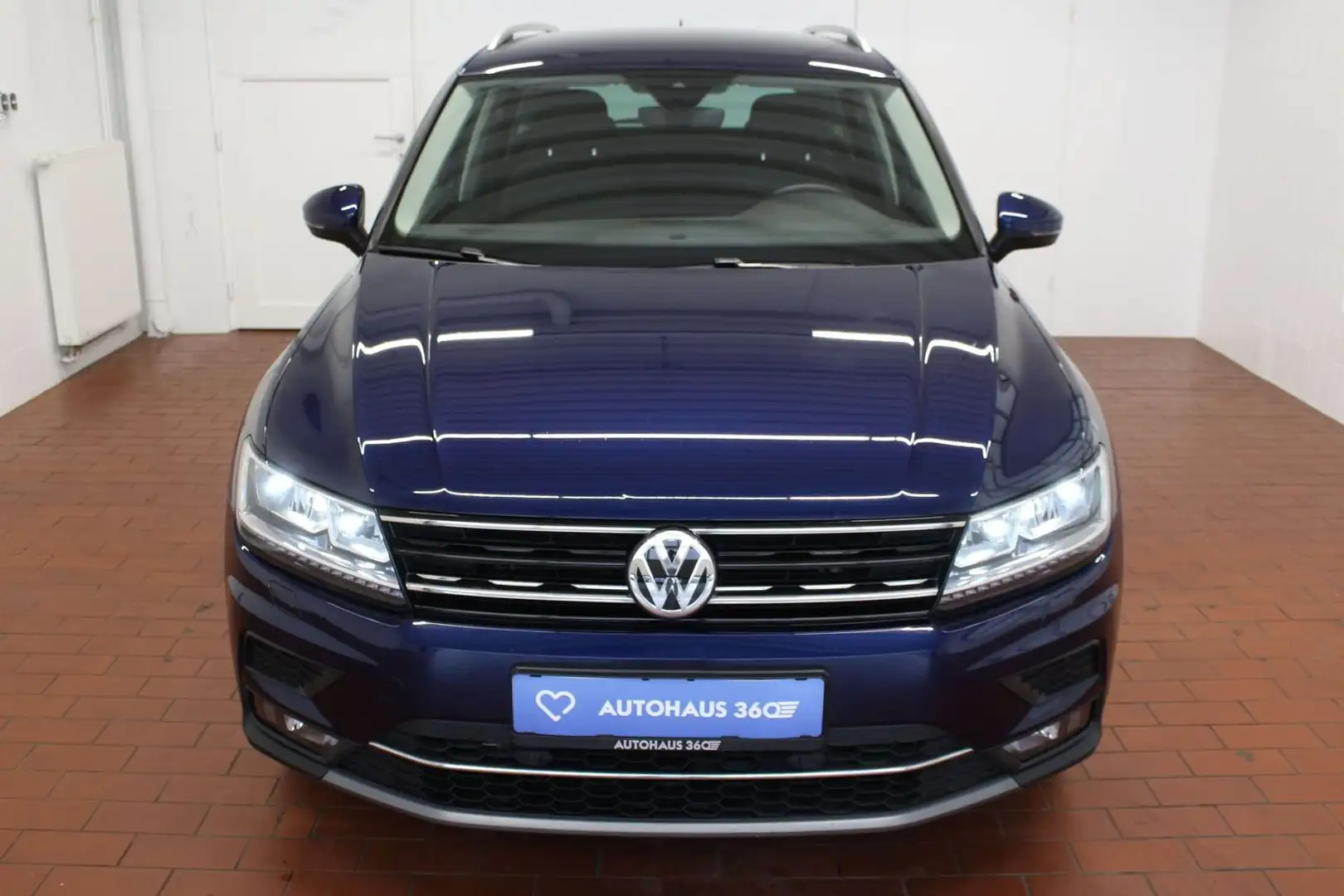 Volkswagen Tiguan Highline LED NAVI AHK Blau - 2