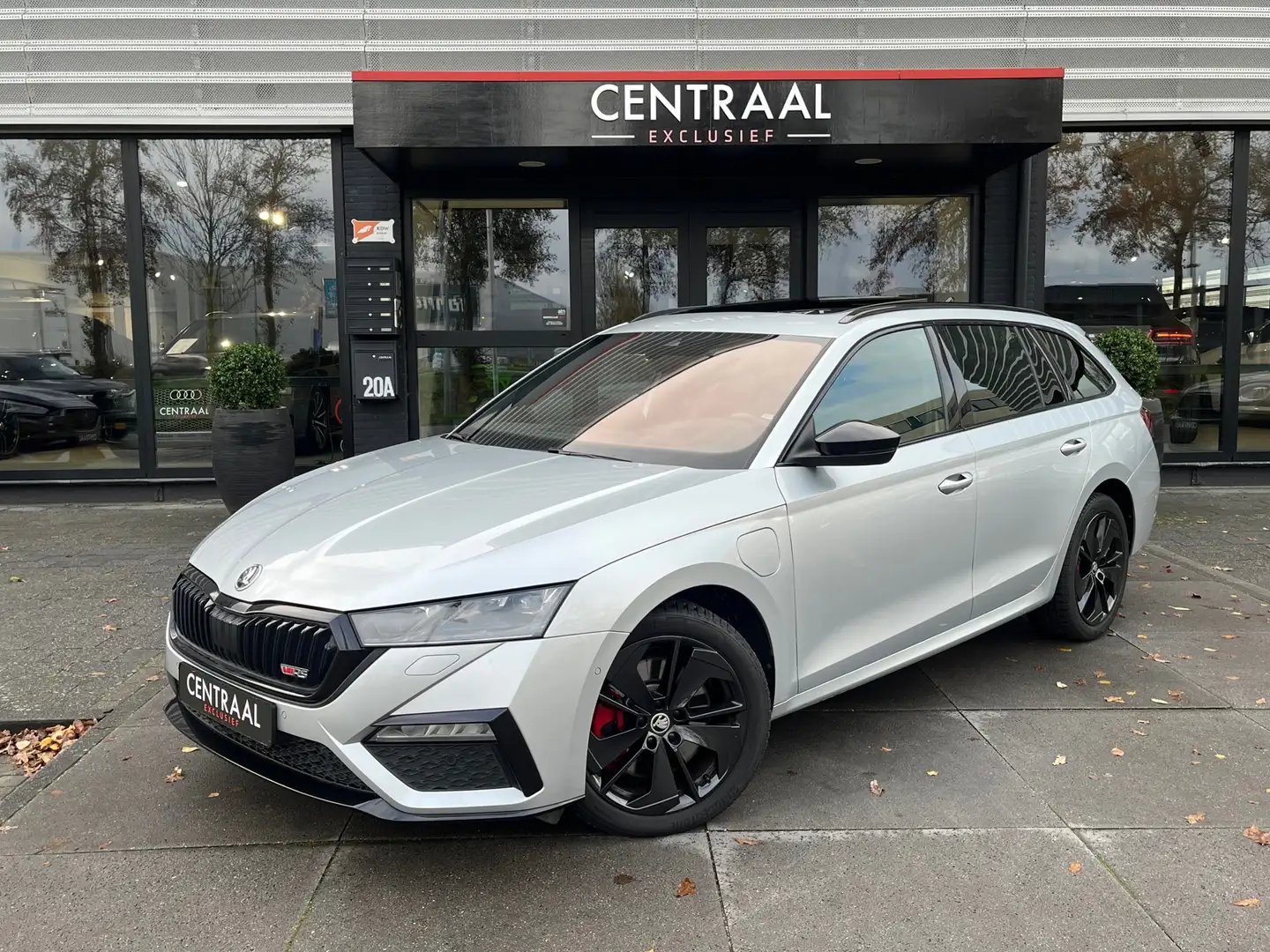 Skoda Octavia Combi 1.4 TSI RS iV PHEV 245PK|Pano|Canton|RS Spor Plateado - 1
