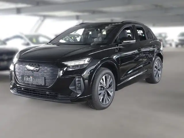 Audi Q4 e-tron Audi Q4 55 e-tron quattro