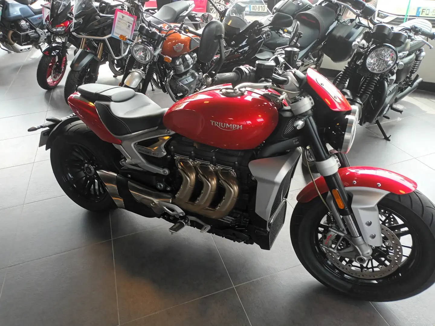 Triumph Rocket 3 R - 1