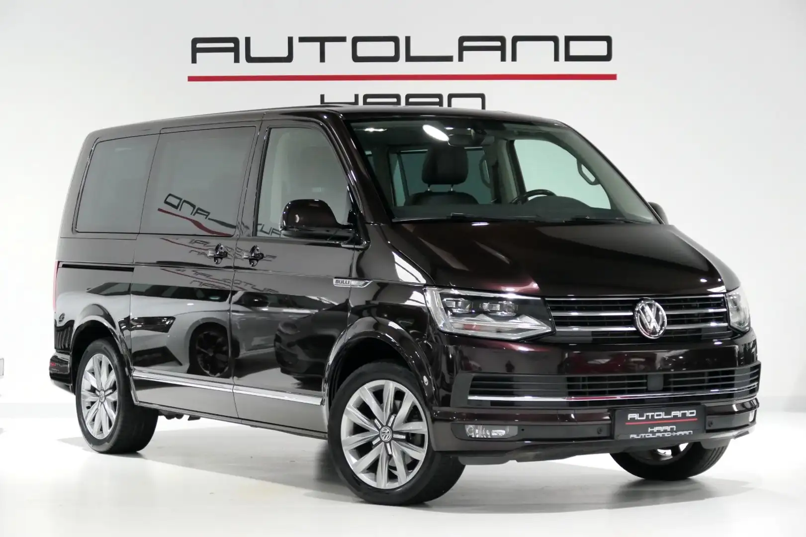 Volkswagen T6 Multivan *Kamera*Leder*ACC*AHK*LED*LM18*STHZ* Schwarz - 2