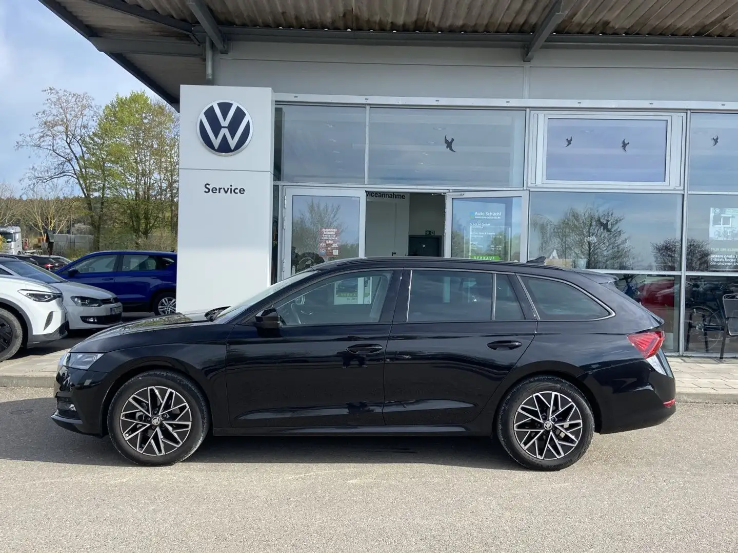 Skoda Octavia Combi 1.5 TSI Ambition AHK+17"+NAVI-COLU Schwarz - 2