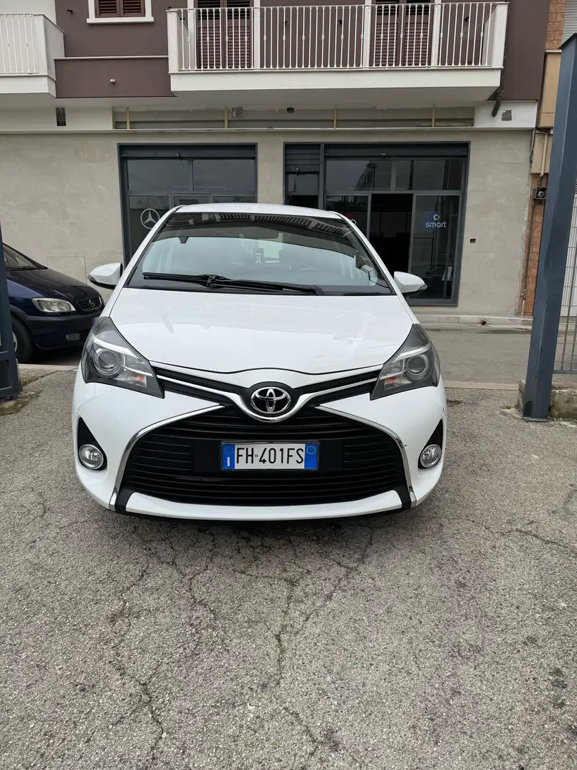 Toyota Yaris 5p 1.4 d-4d Trend White Edition Blanc - 1