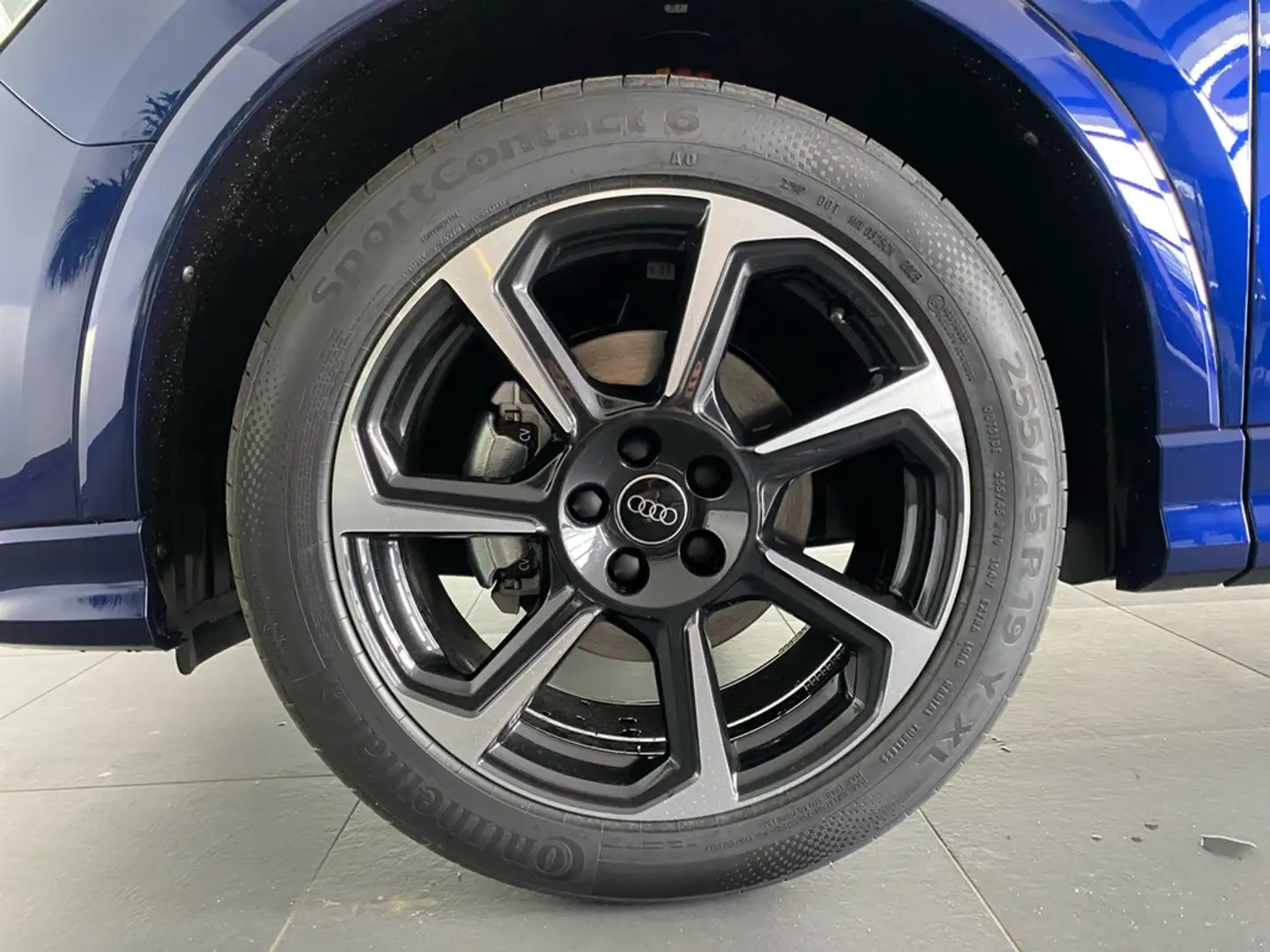 Audi Q3 35 TFSI S line business AHK+ACC+SONOS+RFK+LED Blau - 2